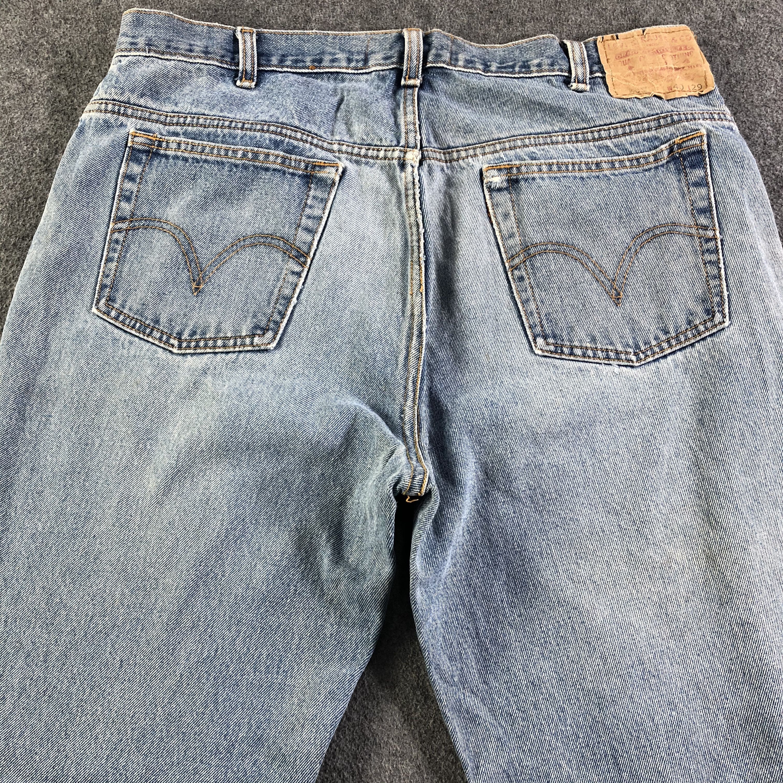 Levi's Vintage Blue Wash Levis 550 Jeans-J3161 Size US 37 - 4 Thumbnail