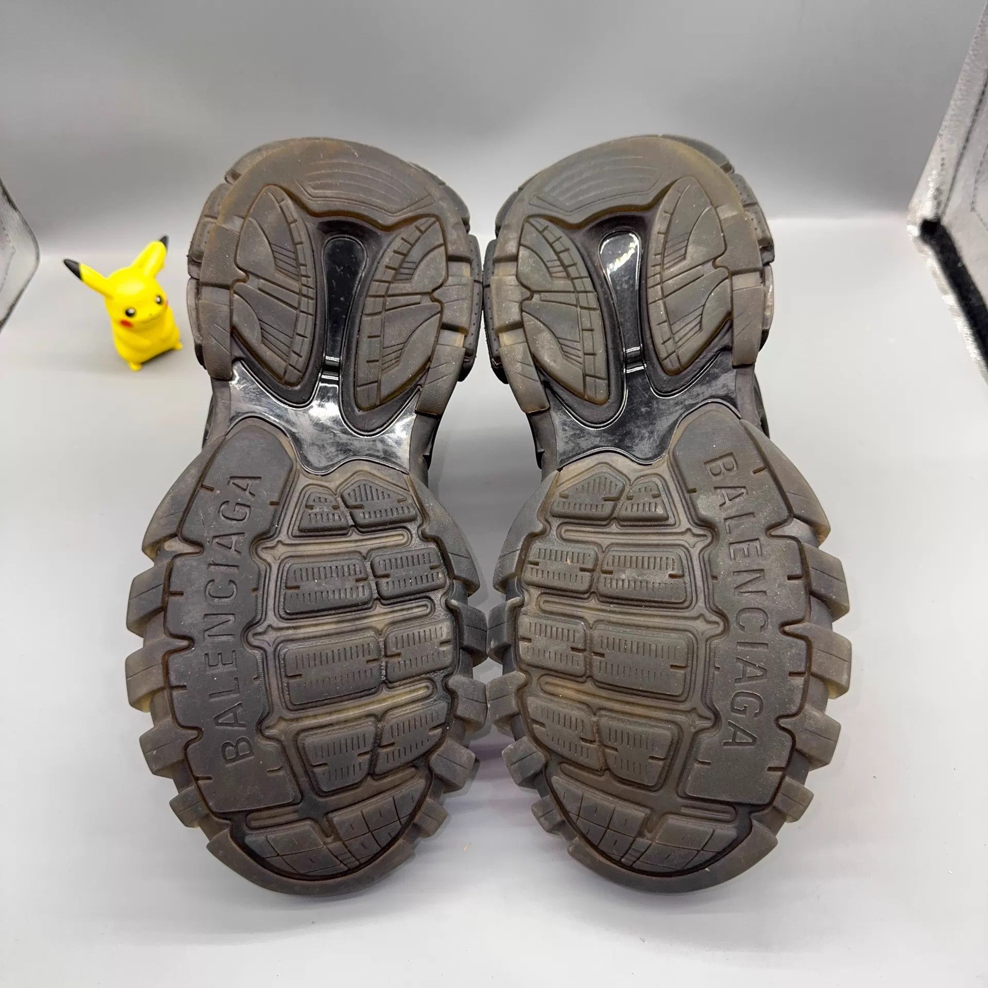 Balenciaga Balenciaga Track 2.0 Clear Sole Graphite Black Size 42 Size US 9 / EU 42 - 4 Thumbnail