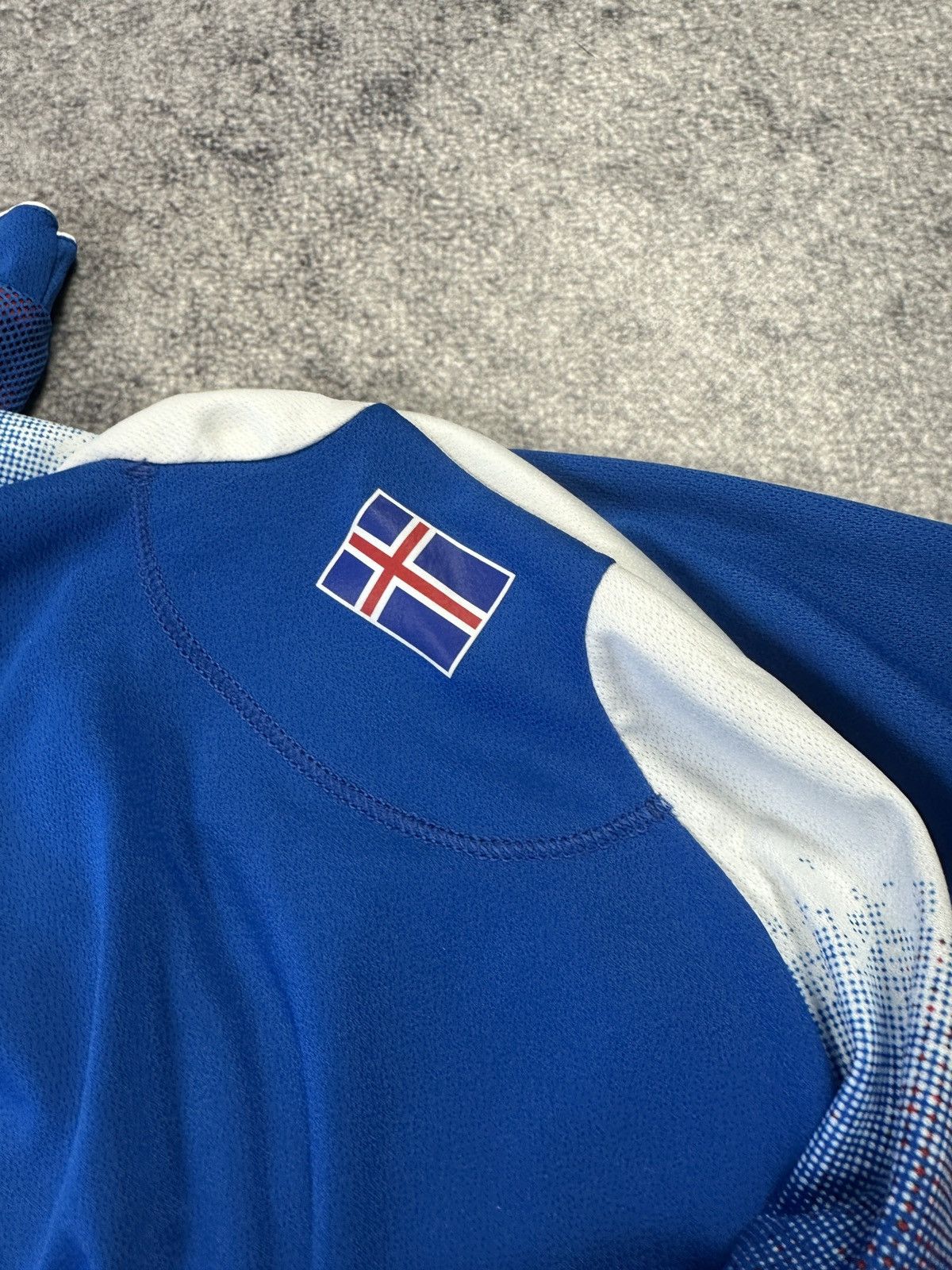 Errea KSI Errea Island Soccer Jersey Streetwear XS VTg Rare Tee Size US XS / EU 42 / 0 - 5 Thumbnail