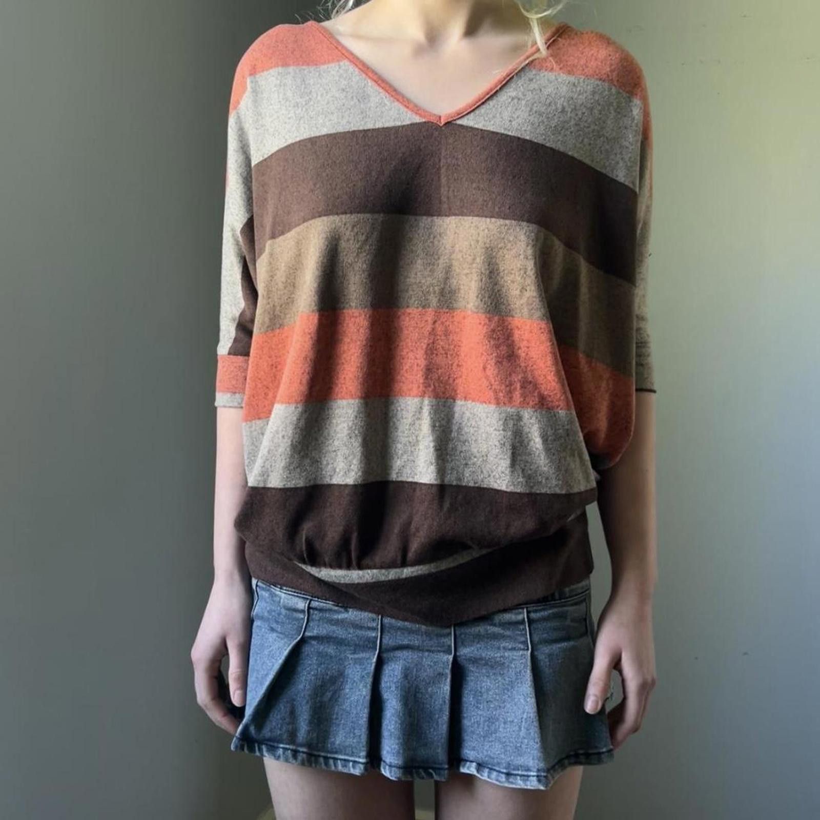 Other Simply Scarlett studded striped v-neck top Size S / US 4 / IT 40 - 1 Thumbnail