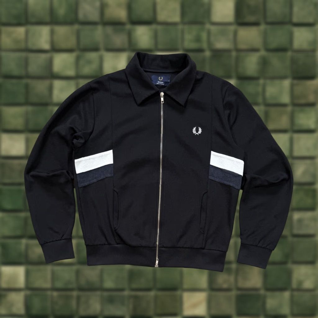 Fred Perry Fred Perry Reissues Towelling Stripe Track Jacket Black M Track Jacket Mens Regular Full Zip 9/10 Size US M / EU 48-50 / 2 - 1 Thumbnail