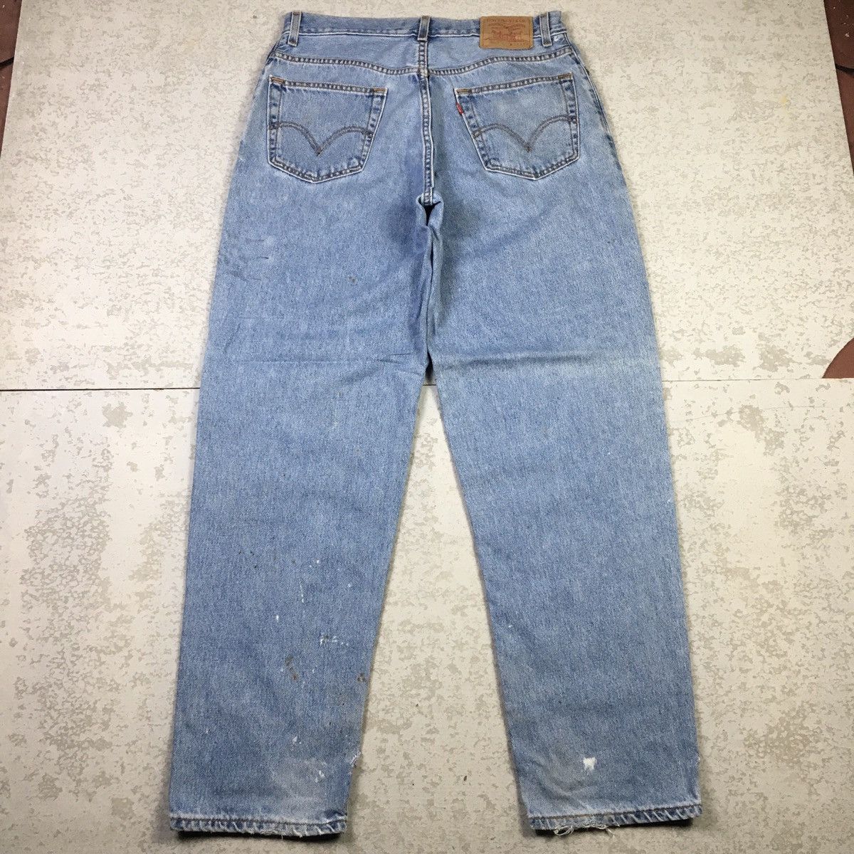 Levi's × Vintage Levis 560 Comfort Fit Distressed Dirty Jeans Size US 33 - 2 Thumbnail