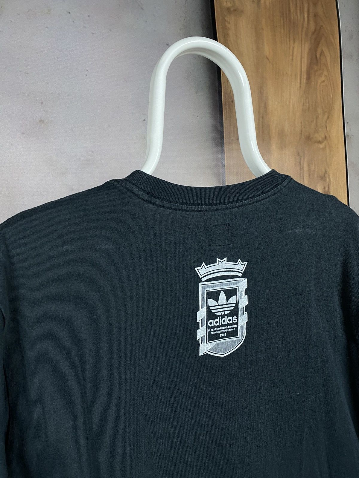 Adidas 🎙️Vintage T-Shirt Adidas Rap Silver Chain Big Logo Tee🎙️ Size US M / EU 48-50 / 2 - 9 Thumbnail