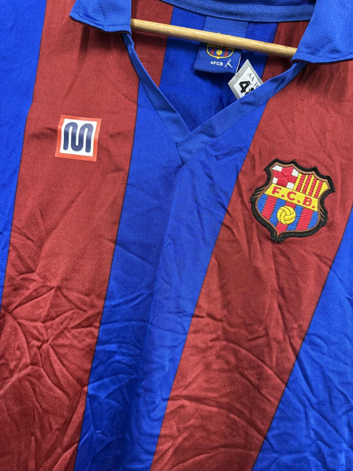 Other FC Barcelona Vintage Soccer Jersey Size US L / EU 52-54 / 3 - 3 Thumbnail