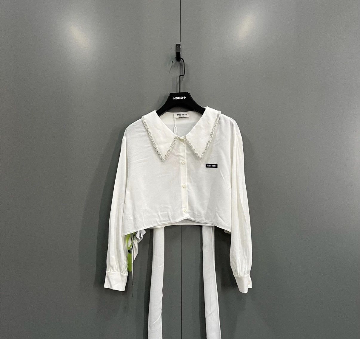 Miu Miu Miu Miu White Collar Rhinestone Logo Shirt J41 Size XS / US 0-2 / IT 36-38 - 1 Thumbnail