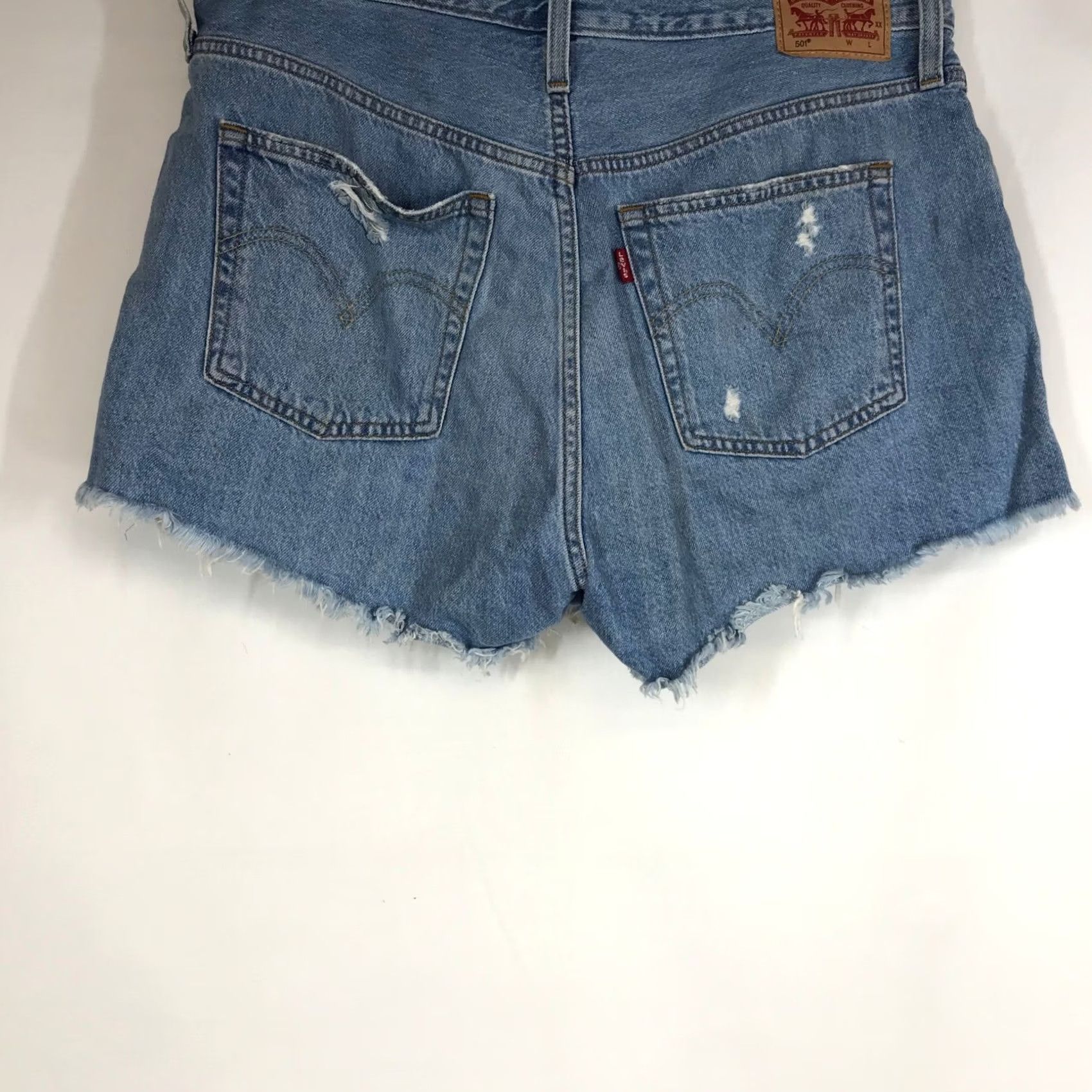 Levi's Levi's 501 Denim Cut Off Shorts Distressed Raw Hem Women's Size 32 Blue Size 24" / US 00 / IT 34 - 6 Thumbnail