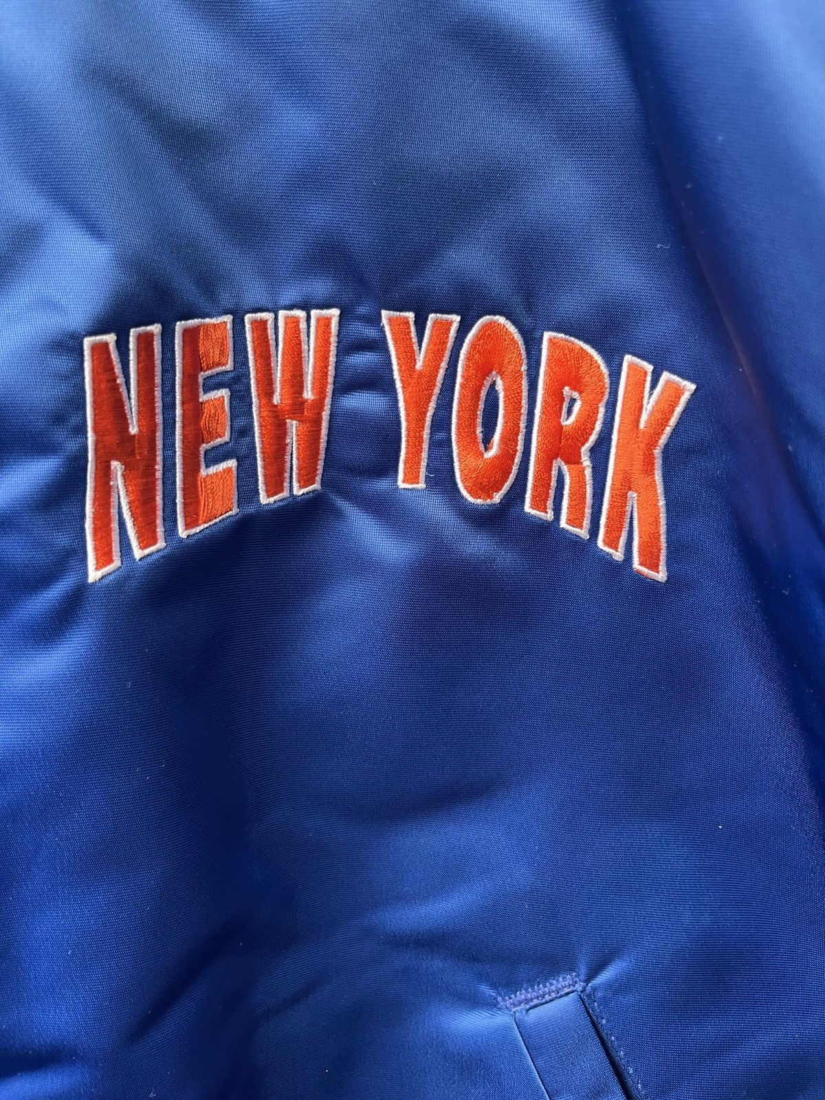 Starter VINTAGE Starter New York Knicks Bomber Jacket Size L Size US L / EU 52-54 / 3 - 5 Thumbnail