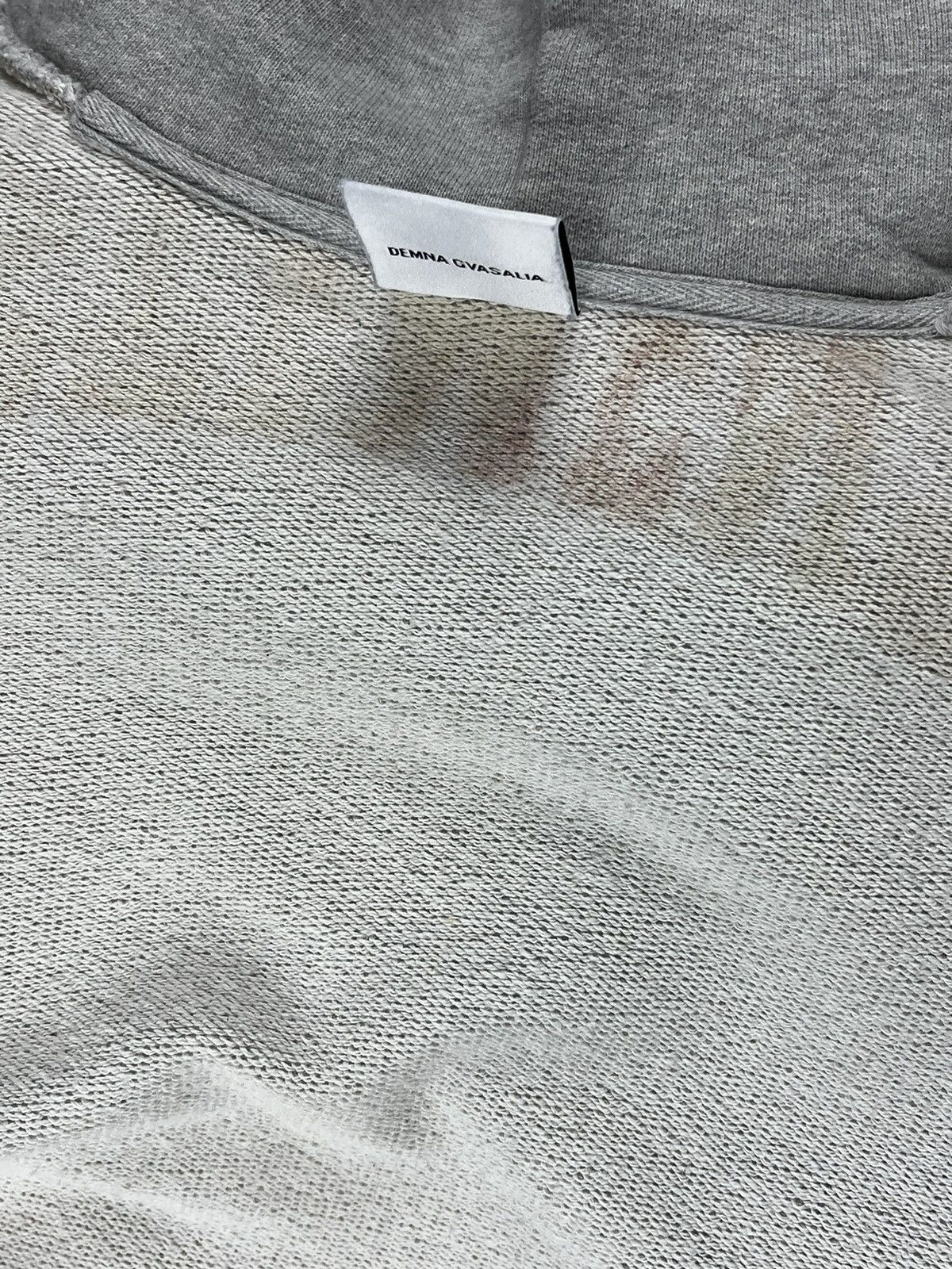 Vetements AW18 Vetements Misplaced Logo Cropped Hoodie Grey Size US M / EU 48-50 / 2 - 9 Thumbnail