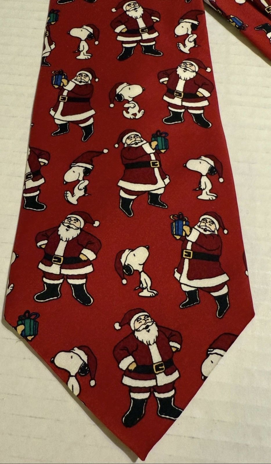 Peanuts Peanuts Snoopy & Santa Red Silk “Hang’n with Santa” Necktie Size ONE SIZE - 4 Thumbnail
