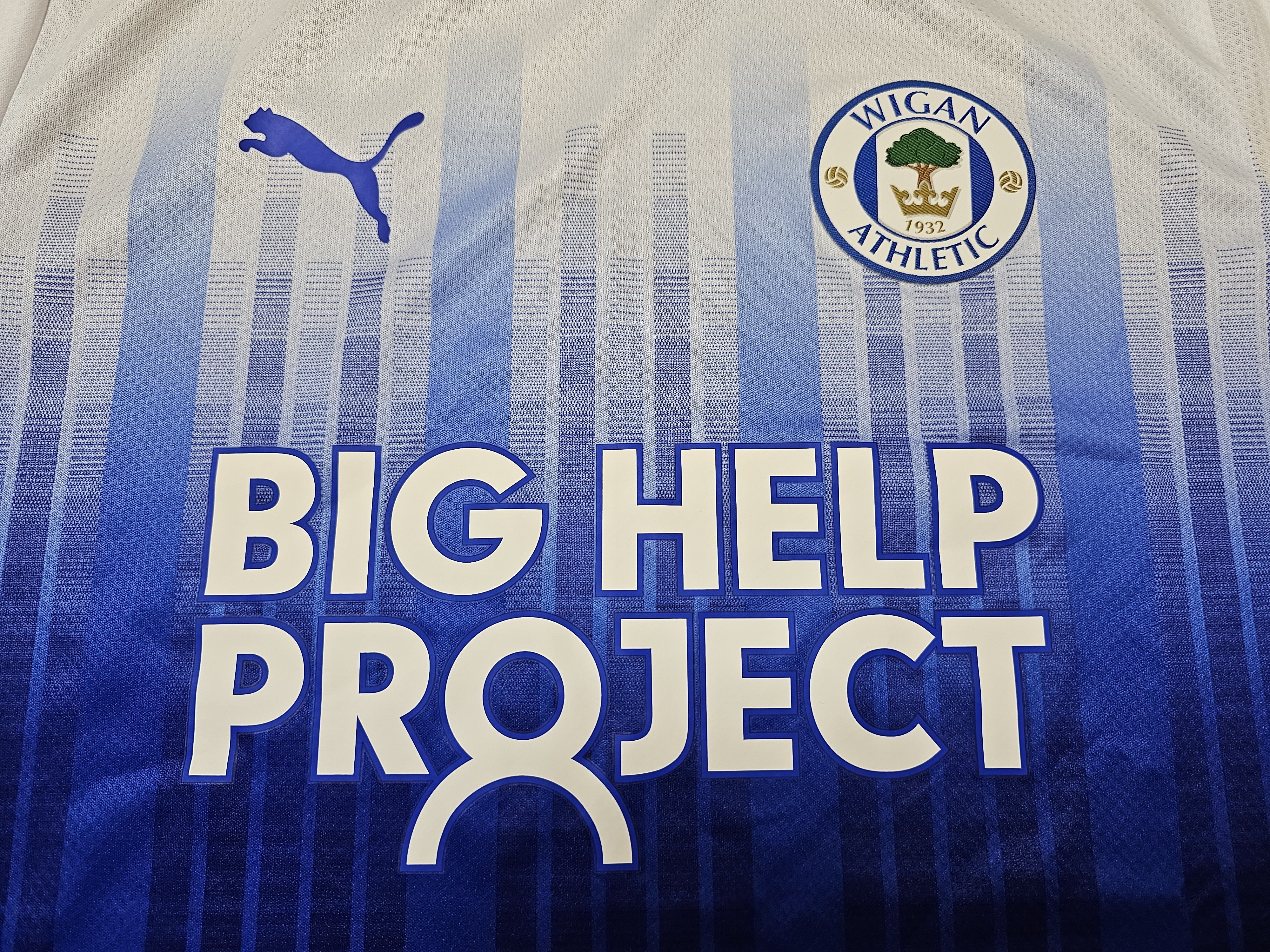 Puma WIGAN ATHLETIC 2022 2023 HOME FOOTBALL SHIRT SOCCER JERSEY Size US M / EU 48-50 / 2 - 3 Thumbnail