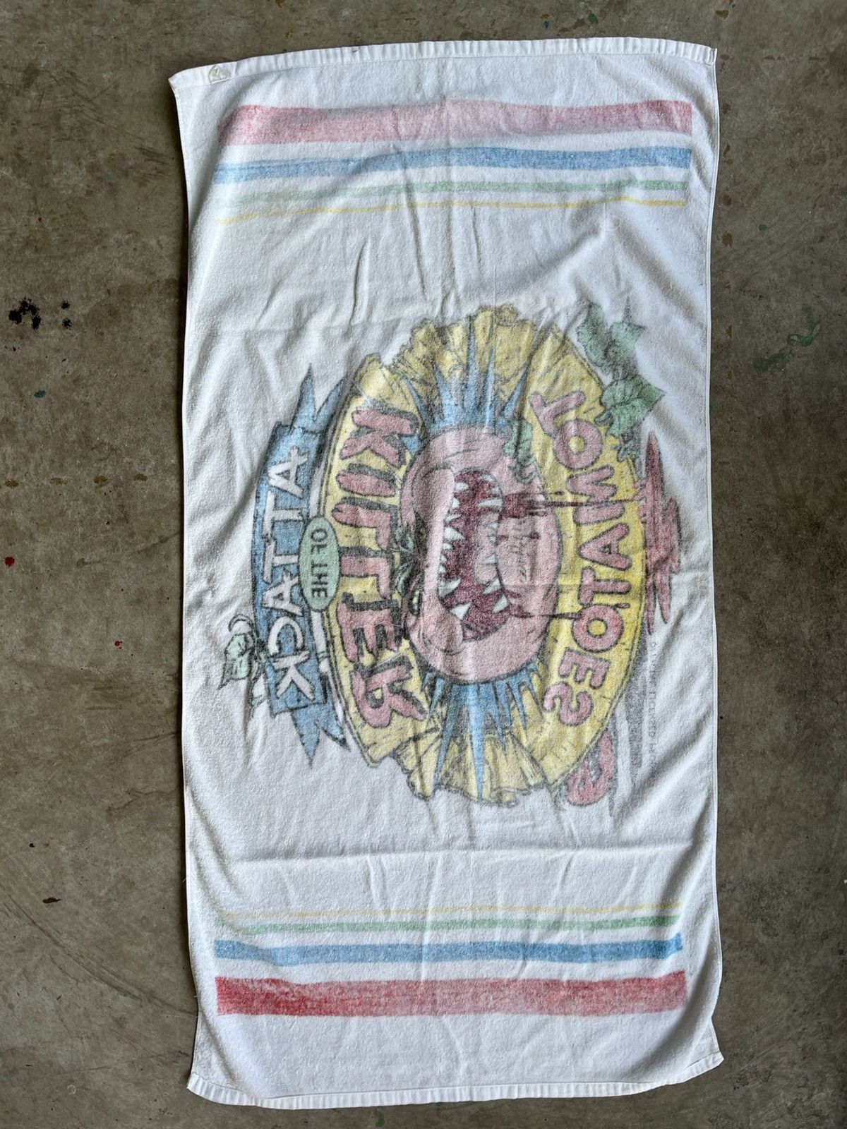 Vintage Vintage Attack of The Killer Tomatoes Beach Towel Very Rare Size ONE SIZE - 3 Thumbnail