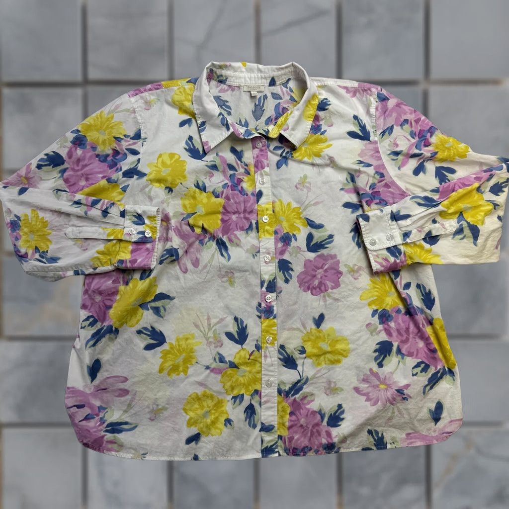 Talbots Talbots White Floral Bouquet Button-Up Shirt Womens 3X Cotton Lightweight Knit? (Note: ensure only original words used; this needs refinement) Size XXL / US 16-18 / IT 52-54 - 1 Thumbnail