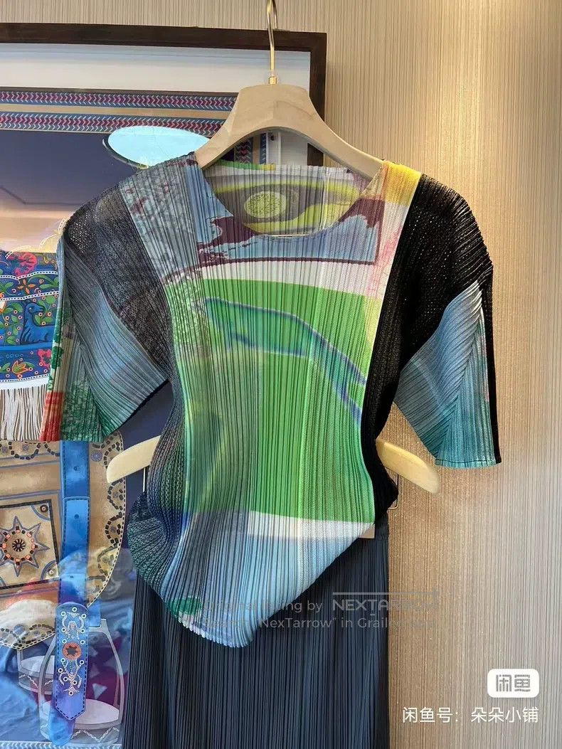 Other Issey Miyake Short-sleeve top Size L / US 10 / IT 46 - 1 Thumbnail