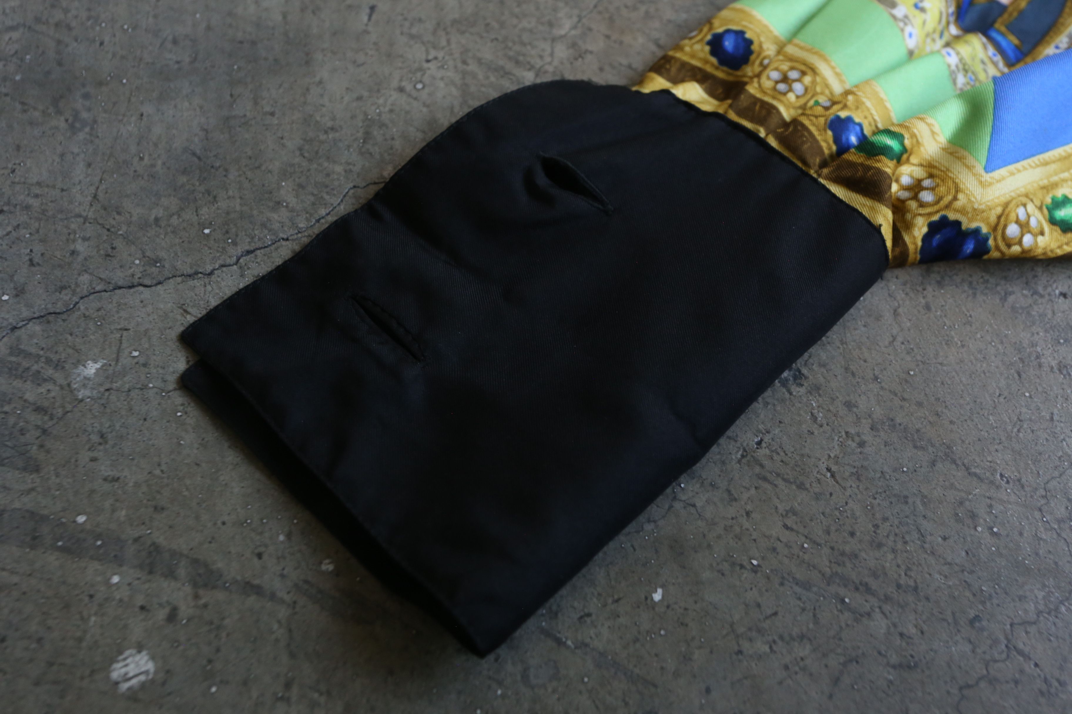 Versace Gianni Versace - F/W 91 - Le Madonne Shirt Size M / US 6-8 / IT 42-44 - 4 Thumbnail