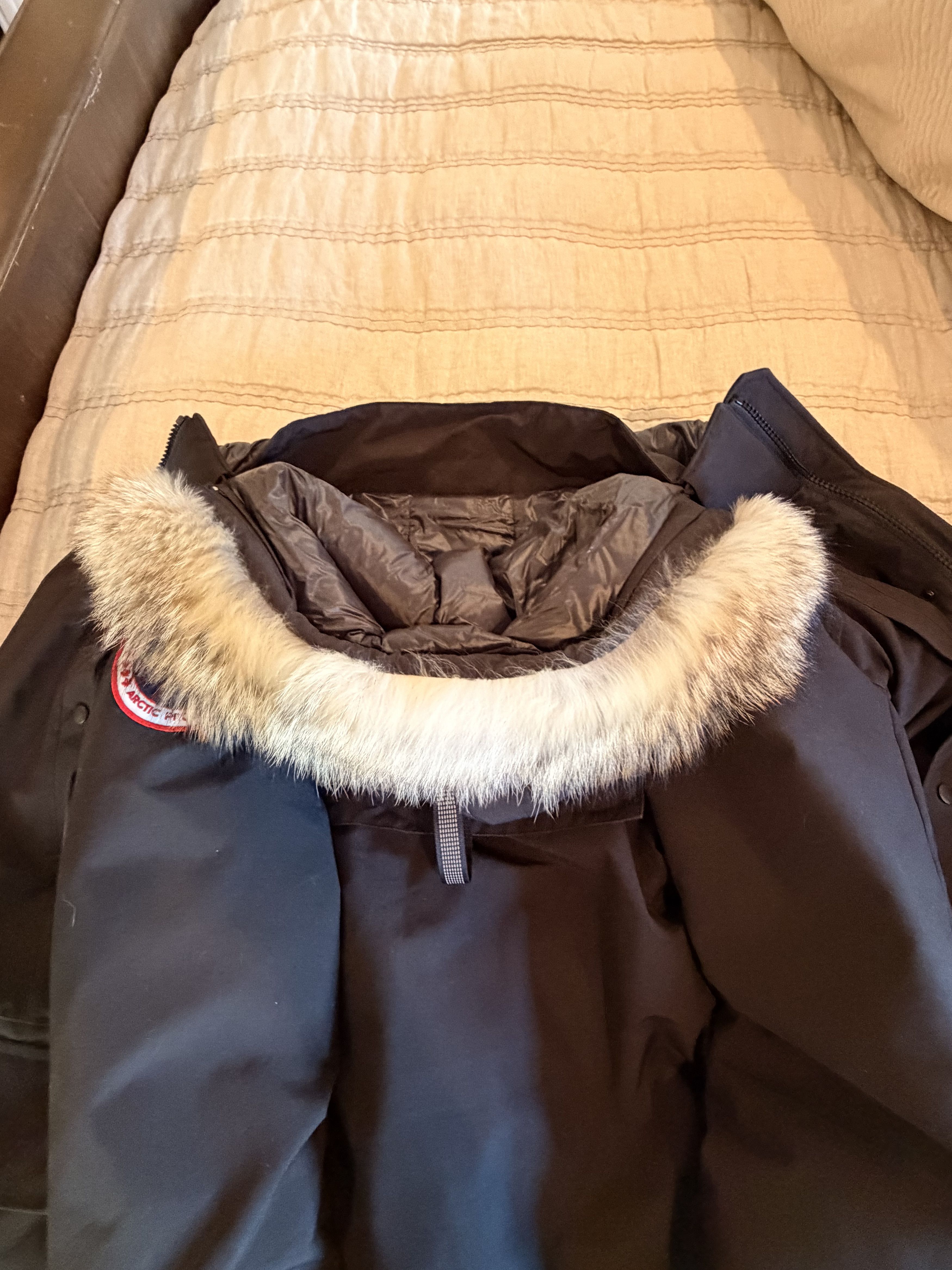 Canada Goose Canada Goose Men’s Parka – Style 9513M – Size Medium Size US M / EU 48-50 / 2 - 7 Thumbnail