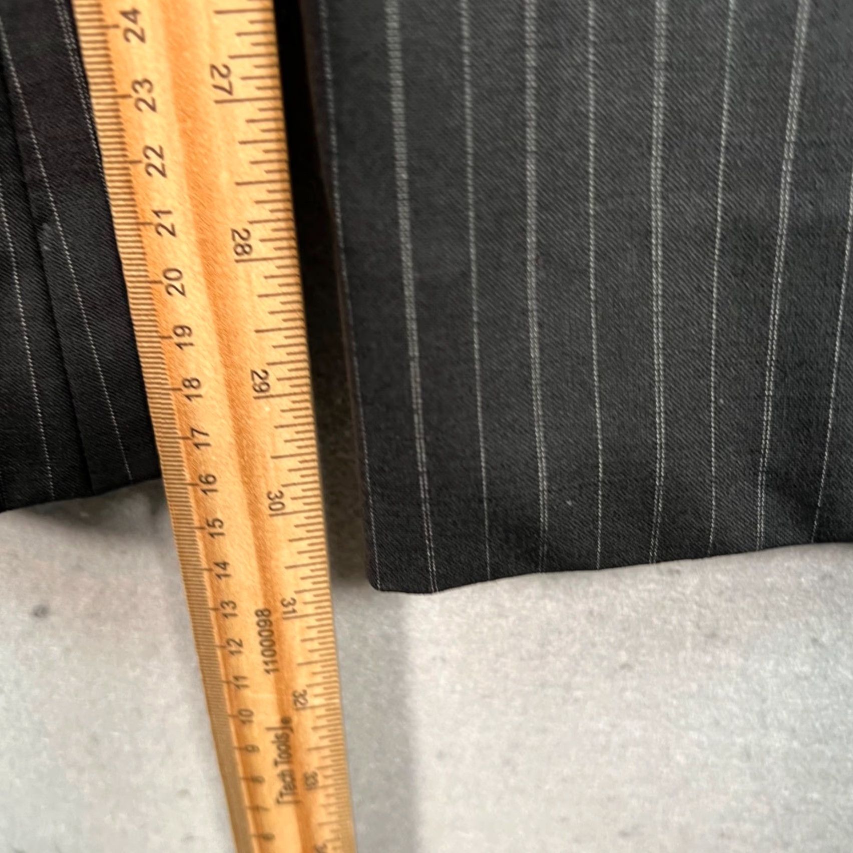 Club Monaco Club Monaco Womens Dress Pants Black Pinstripe Wool Blend Size 0 Straight Front Flat Dress Pants Womens Size 25" / US 0 / IT 36 - 7 Thumbnail