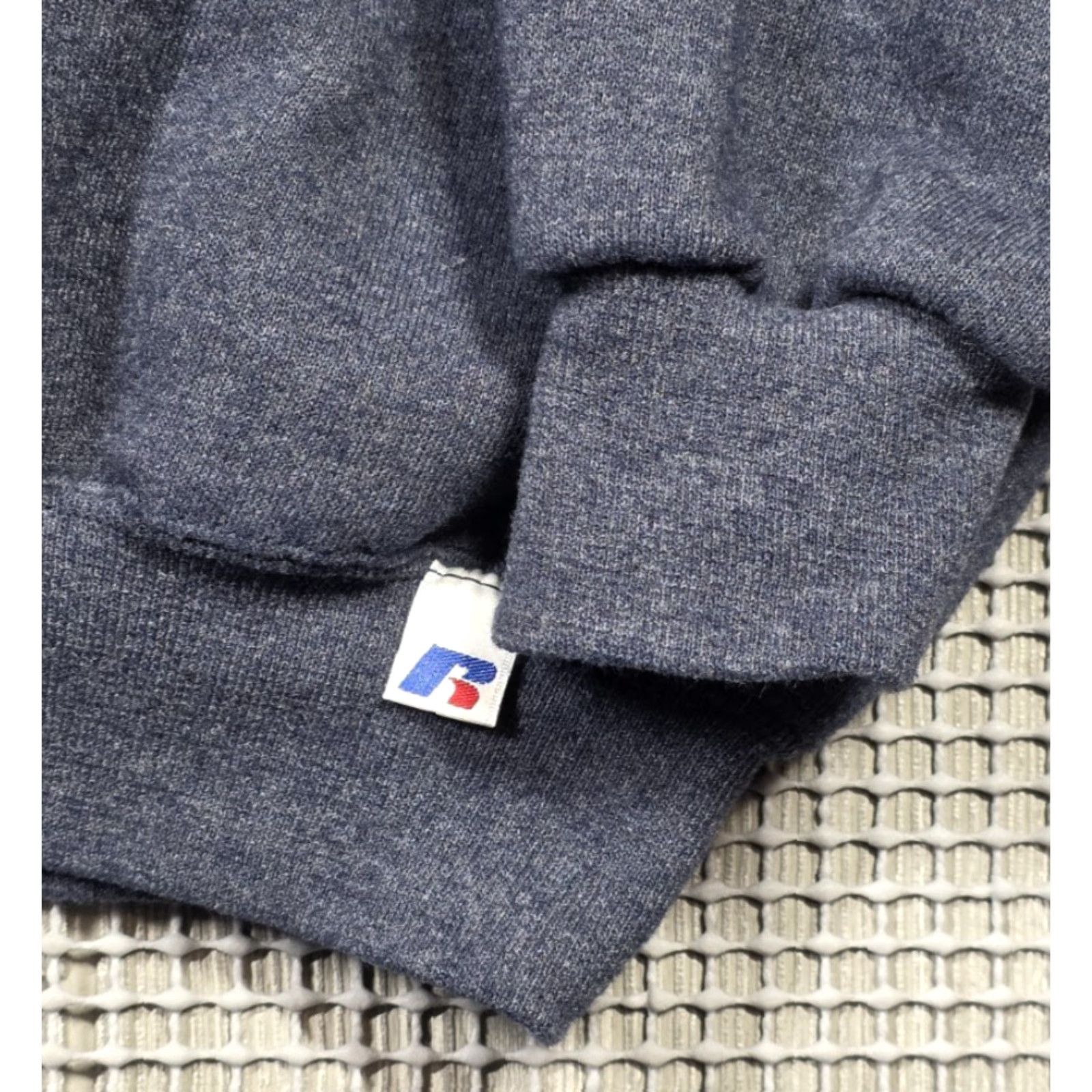 Russell Athletic VINTAGE Russell Athletic Sweatshirt Crew Neck Long Sleeve Mens 2XL Blue Heather crewneck 90s Logo Size US XXL / EU 58 / 5 - 7 Thumbnail