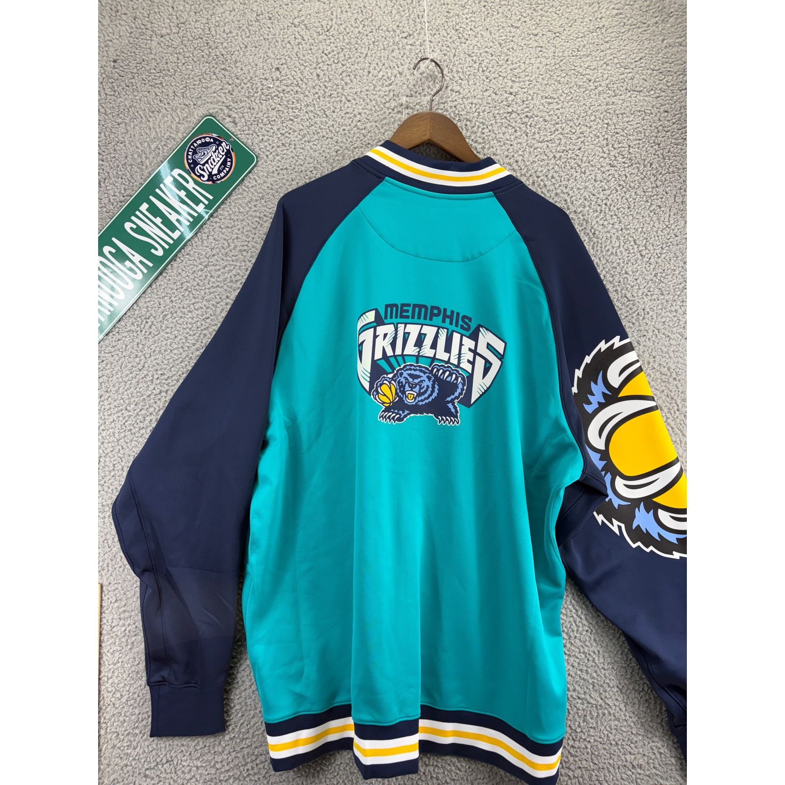 Nike Nike Memphis Grizzlies NBA Basketball Jacket Mens 3XL TALL Size US XXL / EU 58 / 5 - 6 Thumbnail