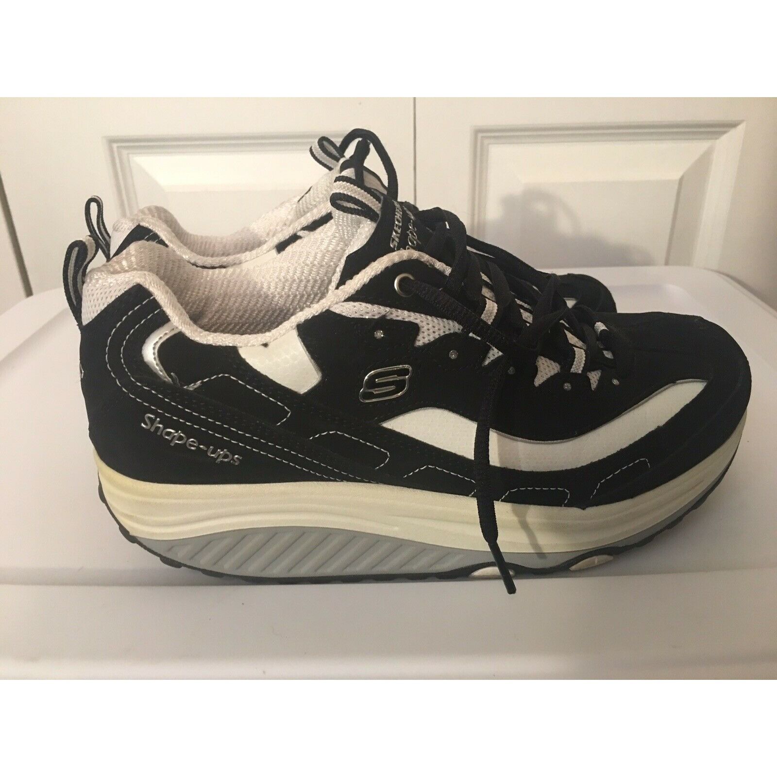 SKECHERS Skechers SHAPE-UPS WORK WALKING SNEAKERS SHOES SIZE US 8.5/U Size US 8.5 / IT 38.5 - 4 Thumbnail