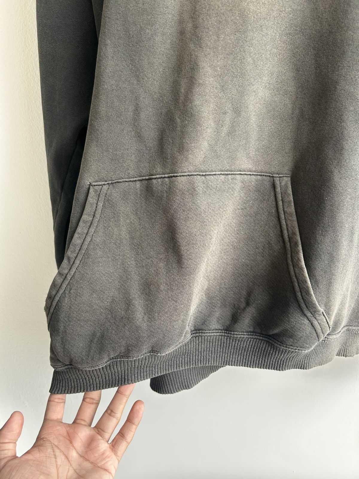 Other Vintage sunfaded hoodie CRU Surfboards ☕️ Size US M / EU 48-50 / 2 - 11 Thumbnail