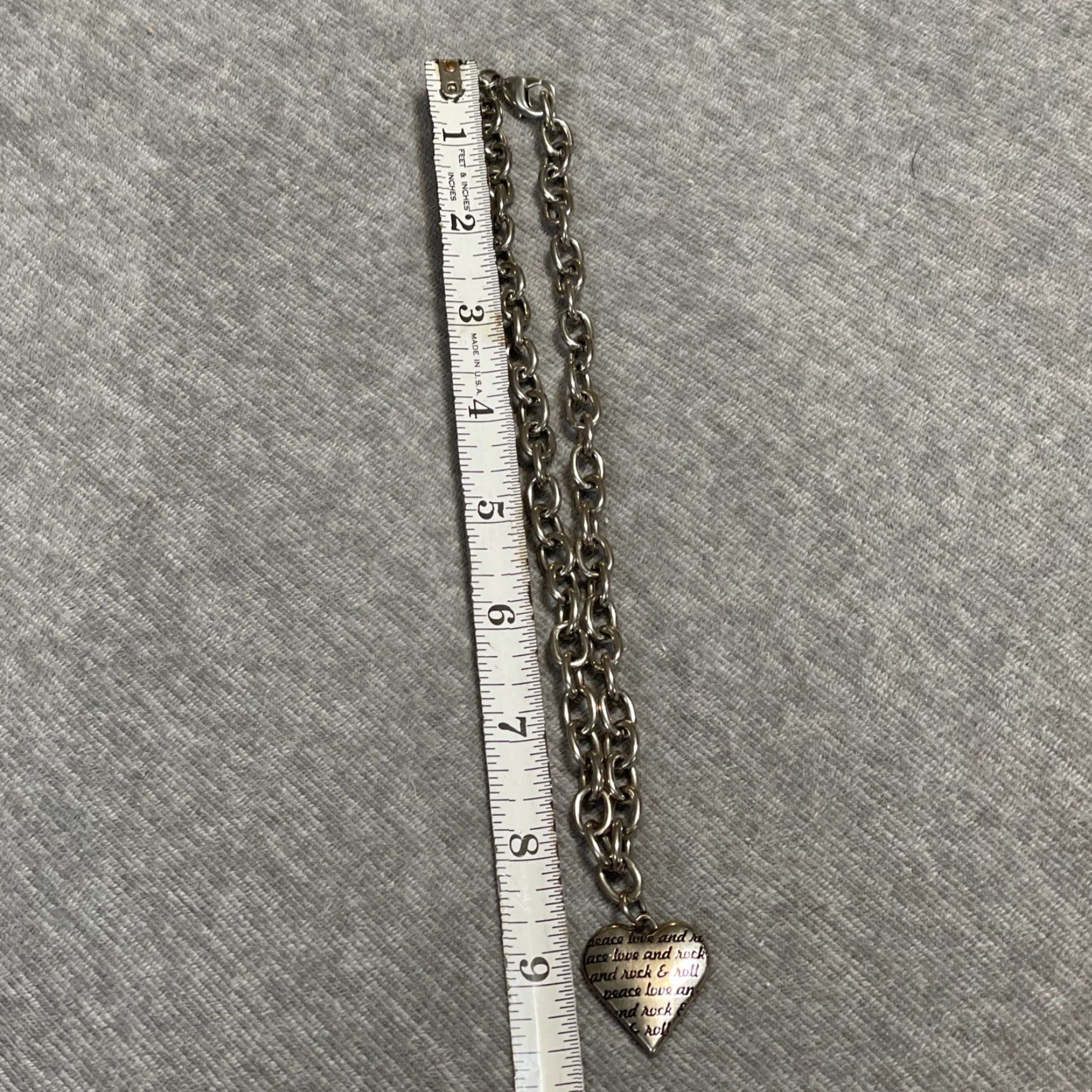 Vintage VINTAGE Rock N Roll Hall of Fame Necklace Unisex 18 inches Silver Metal Pendant United States Size ONE SIZE - 6 Thumbnail