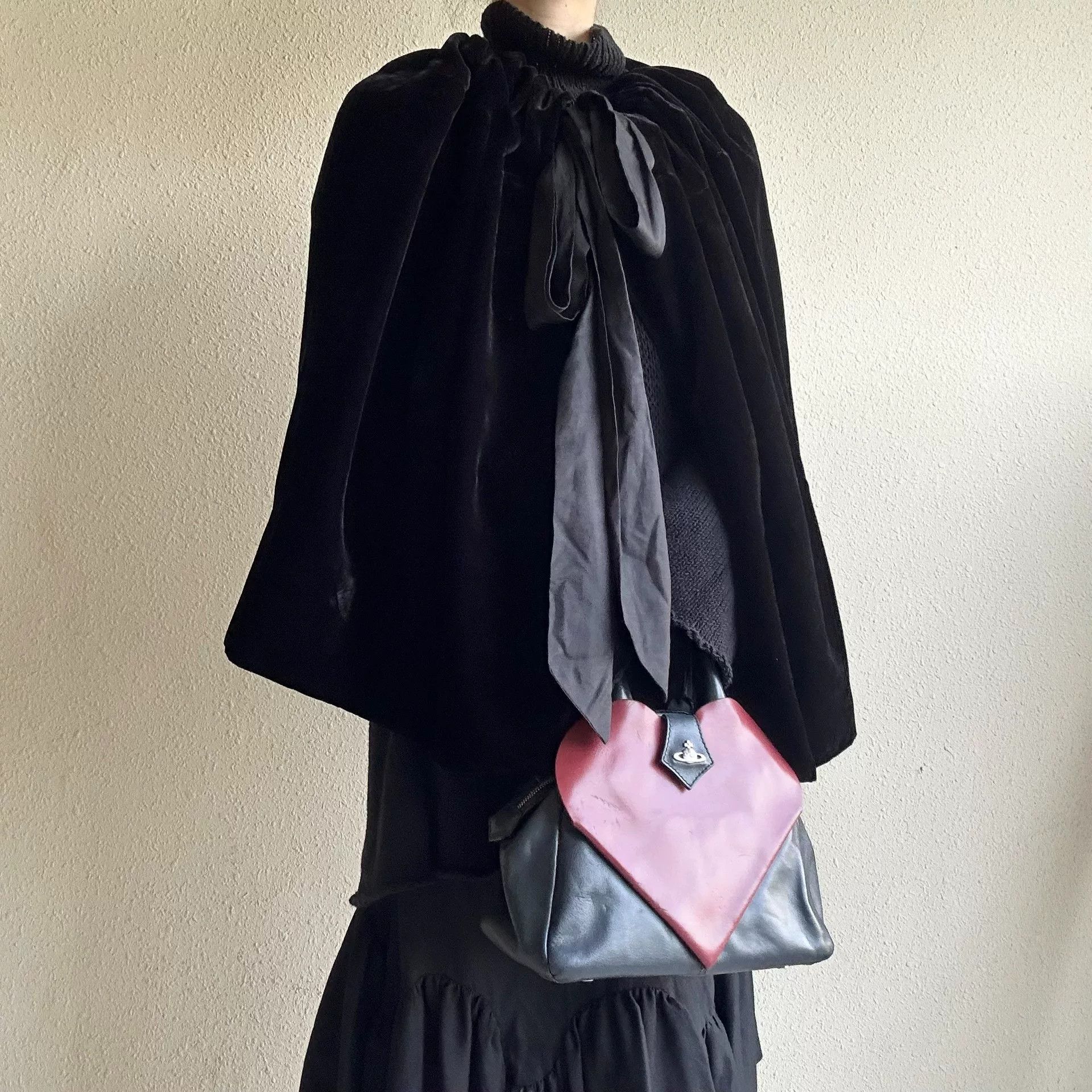 Vivienne Westwood Vivienne Westwood Vintage Velvet Cloak Size US S / EU 44-46 / 1 - 1 Thumbnail