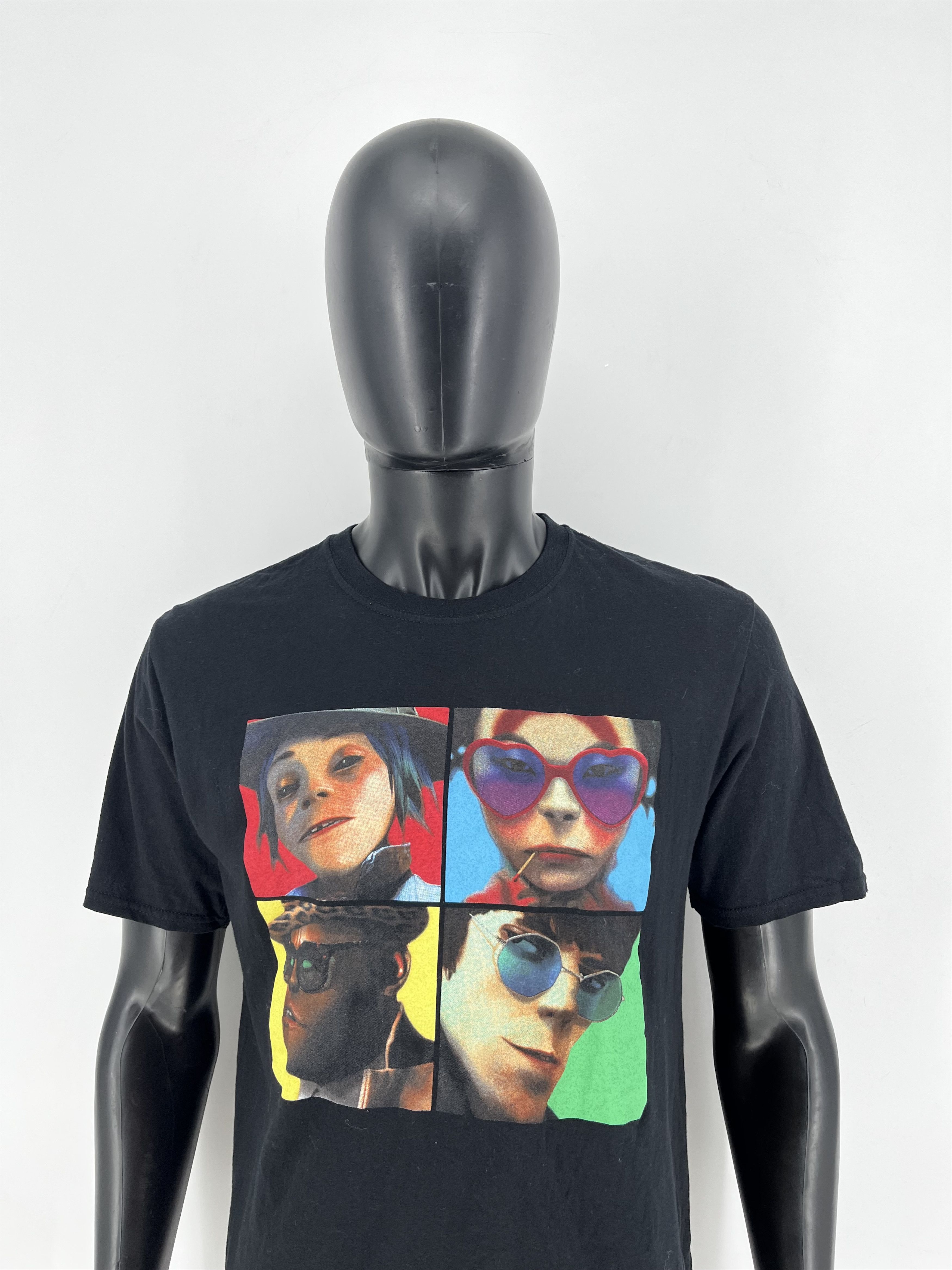 Band Tees Vintage GORILLAZ Band T-shirt Promo Album Size L Size US L / EU 52-54 / 3 - 1 Thumbnail