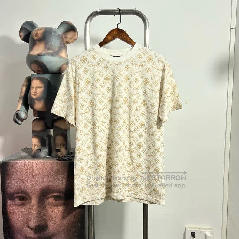 Louis Vuitton Louis Vuitton Milk tea full print short sleeve Size US M / EU 48-50 / 2 - 1 Thumbnail