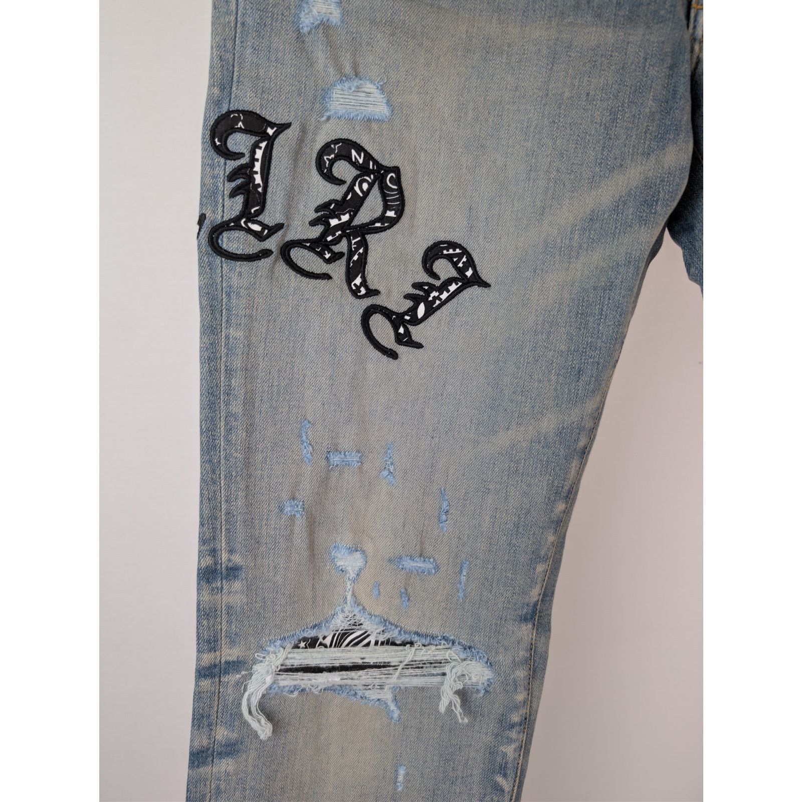 Amiri o1rshd1 Old English Logo Jean Denim Jeans Clay Indigo Size US 34 / EU 50 - 9 Thumbnail