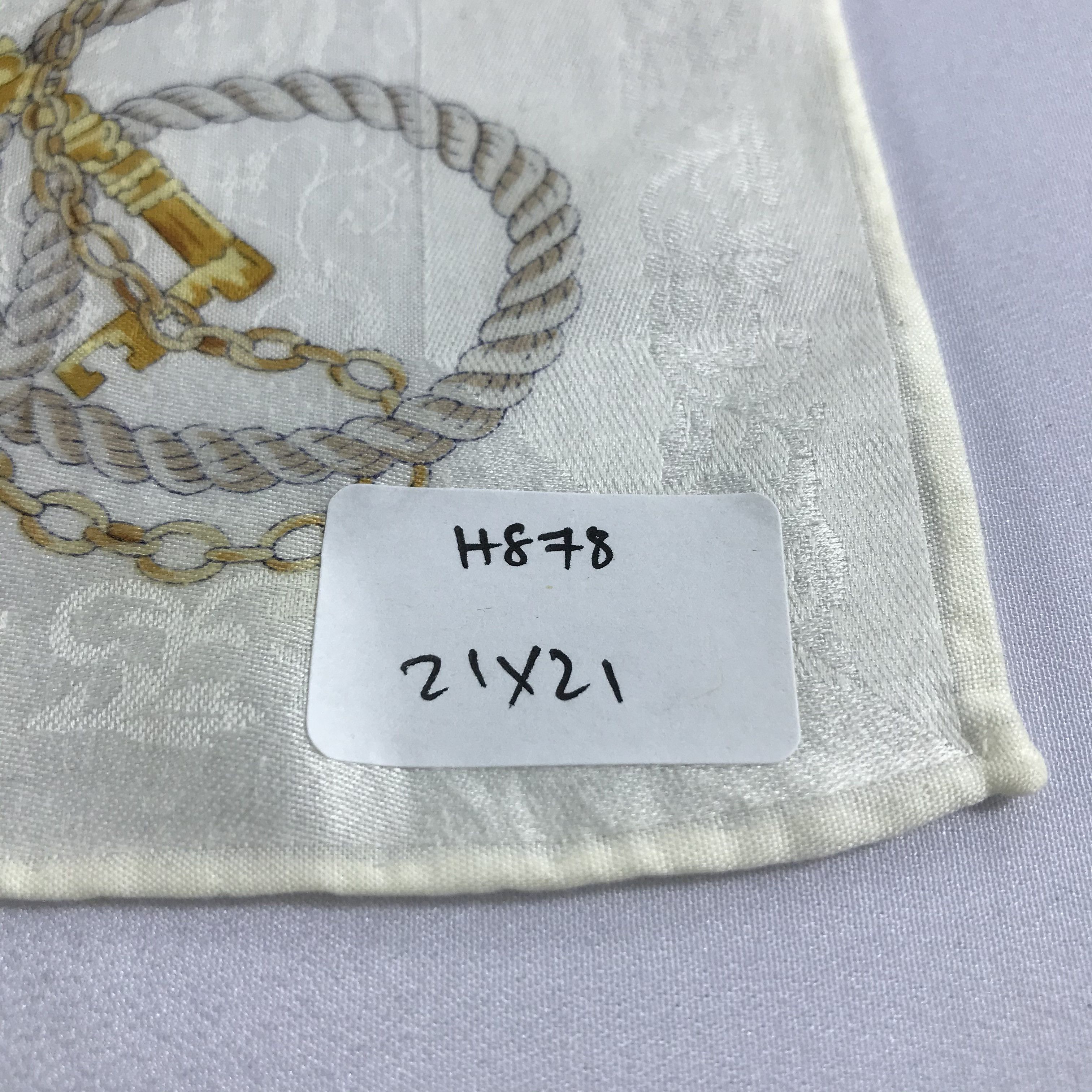 Celine Celine Luxury Handkerchief Neckerchief Bandana H878 Size ONE SIZE - 5 Thumbnail