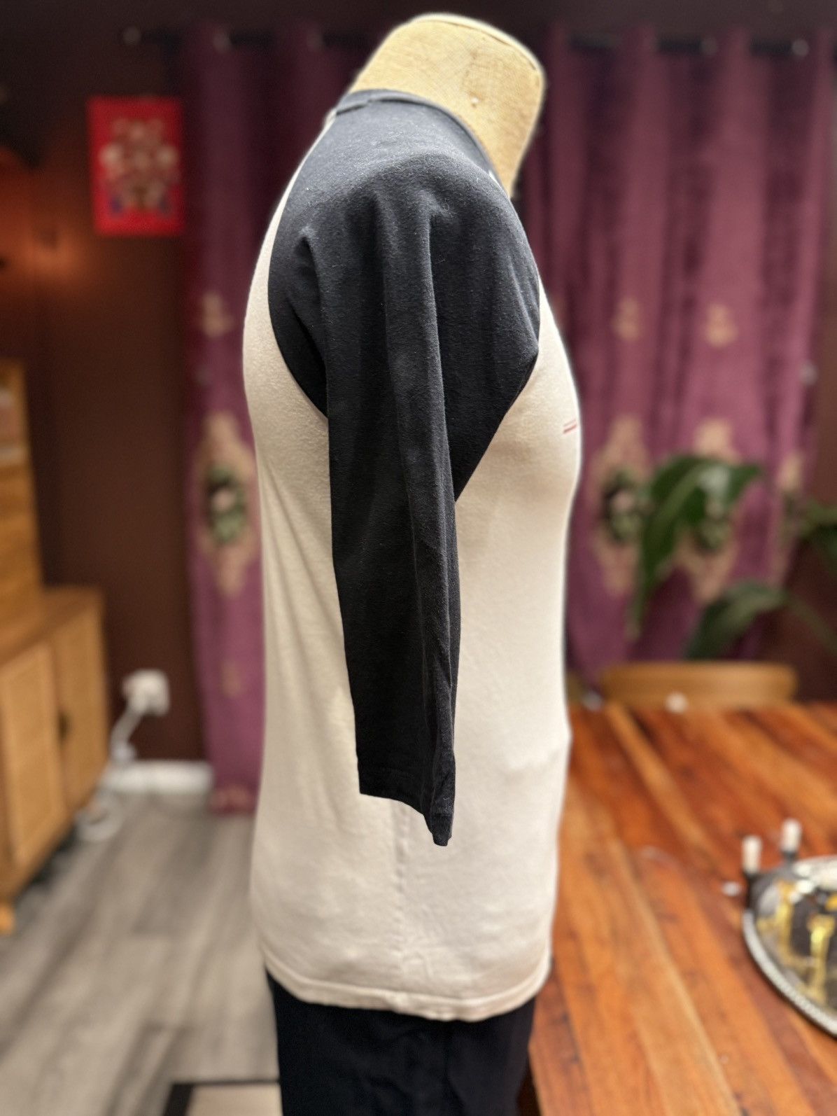 Vans VANS Baseball Tee – Classic Style, Timeless Edge (Size S) Size US S / EU 44-46 / 1 - 4 Thumbnail