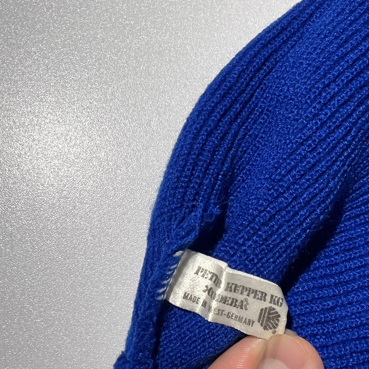 Other Vintage 90s Mercedes Benz Logo Beanie Size ONE SIZE - 3 Thumbnail