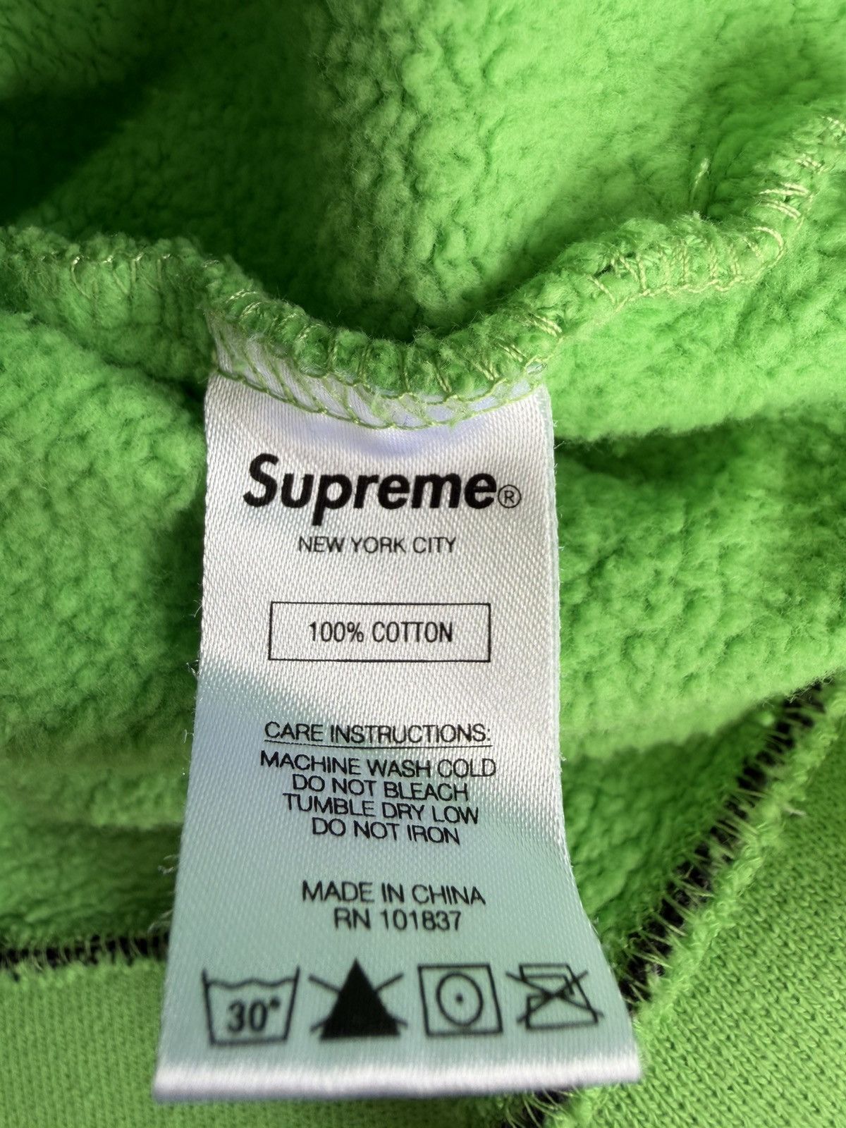 Supreme Supreme Text Rib Hooded Sweatshirt in lime green Size US XL / EU 56 / 4 - 7 Thumbnail