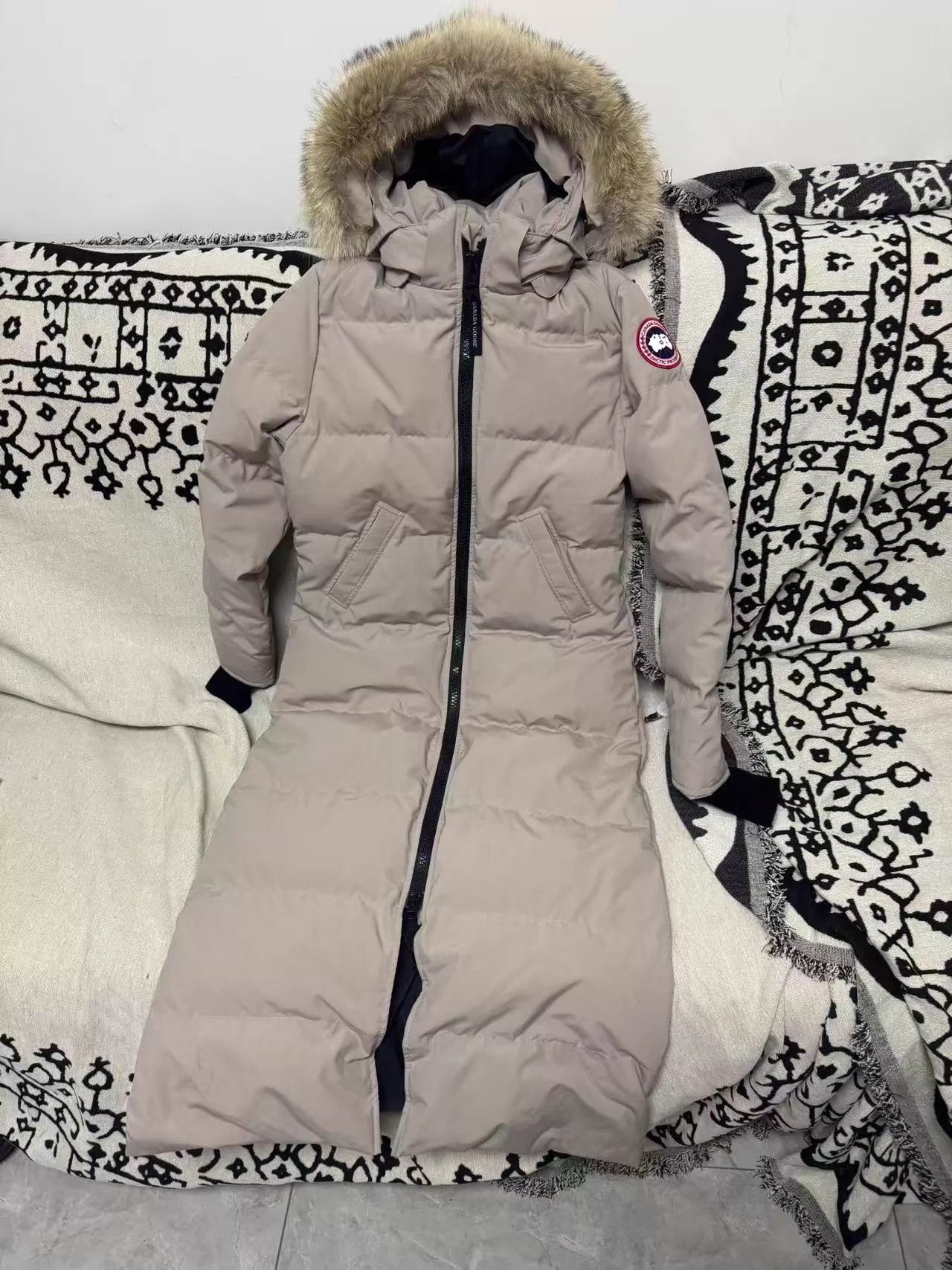 Canada Goose Canada Goose Mystique long down parka light grey S Size S / US 4 / IT 40 - 1 Thumbnail