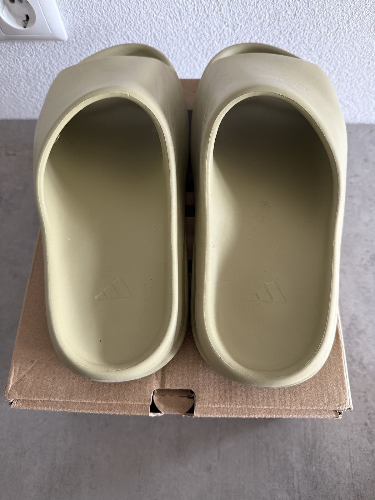 Adidas × Kanye West Yeezy Slides Resin Size US 11 / EU 44 - 3 Thumbnail