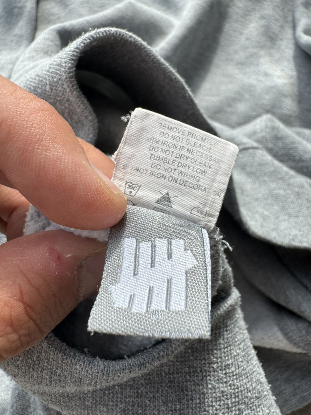 Undefeated Undefeated streetwear crewneck hoodie hype sweatshirt Size US M / EU 48-50 / 2 - 7 Thumbnail