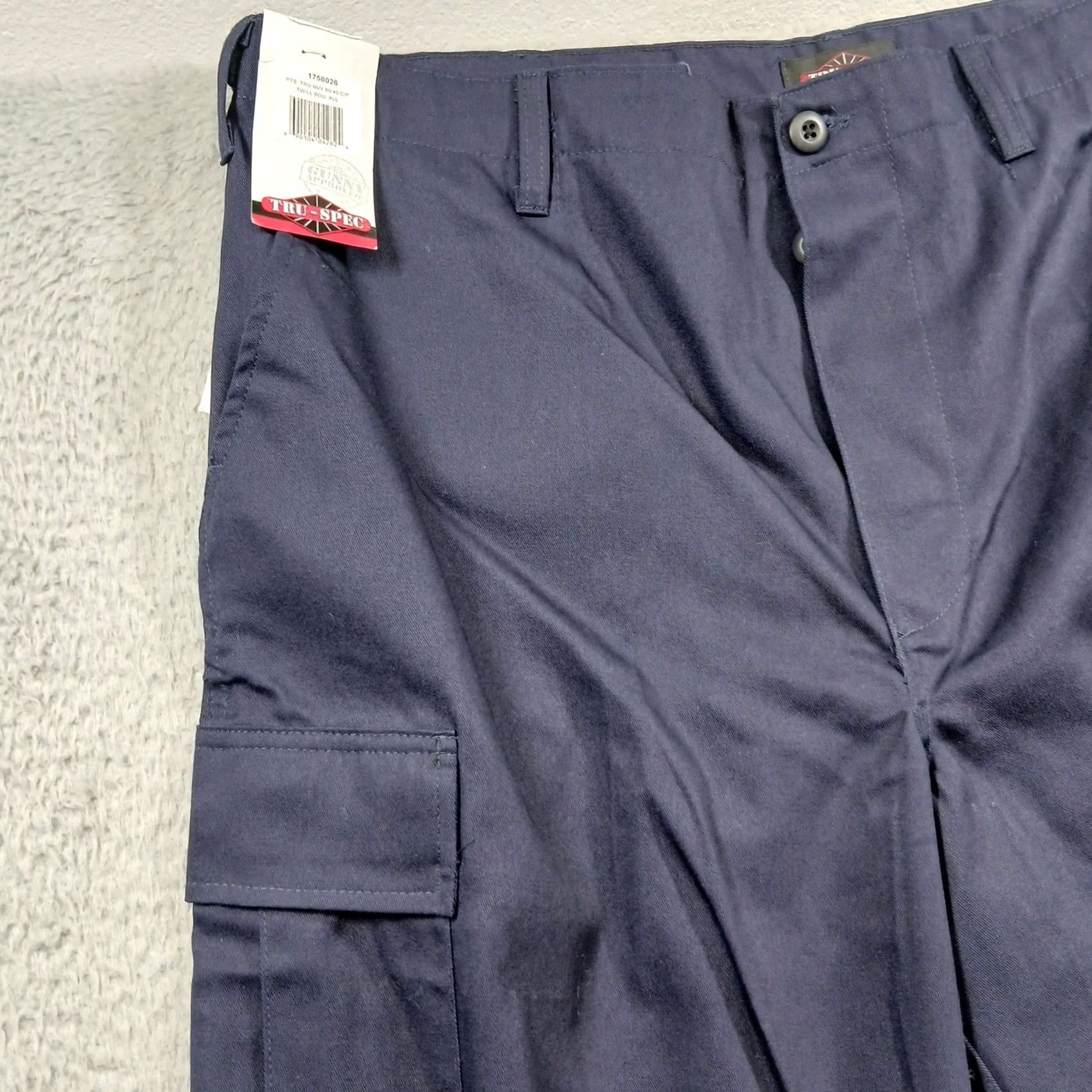 X-LARGE VINTAGE? None. Need to produce a title. Sorry. Size US 40 / EU 56 - 6 Thumbnail