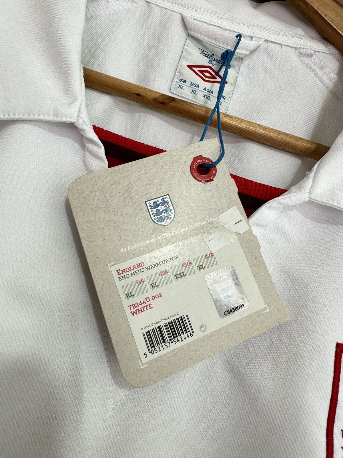 Umbro BNWT England 2012 Soccer Tracksuit Jacket Football Jersey Size US XL / EU 56 / 4 - 8 Thumbnail