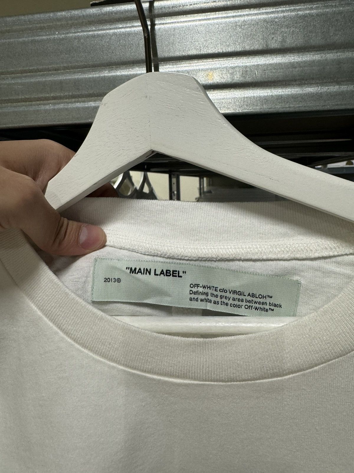 Off-White Off-White Oversized Tape Arrow T-shirt NEW 500$ retail Size US XL / EU 56 / 4 - 4 Thumbnail