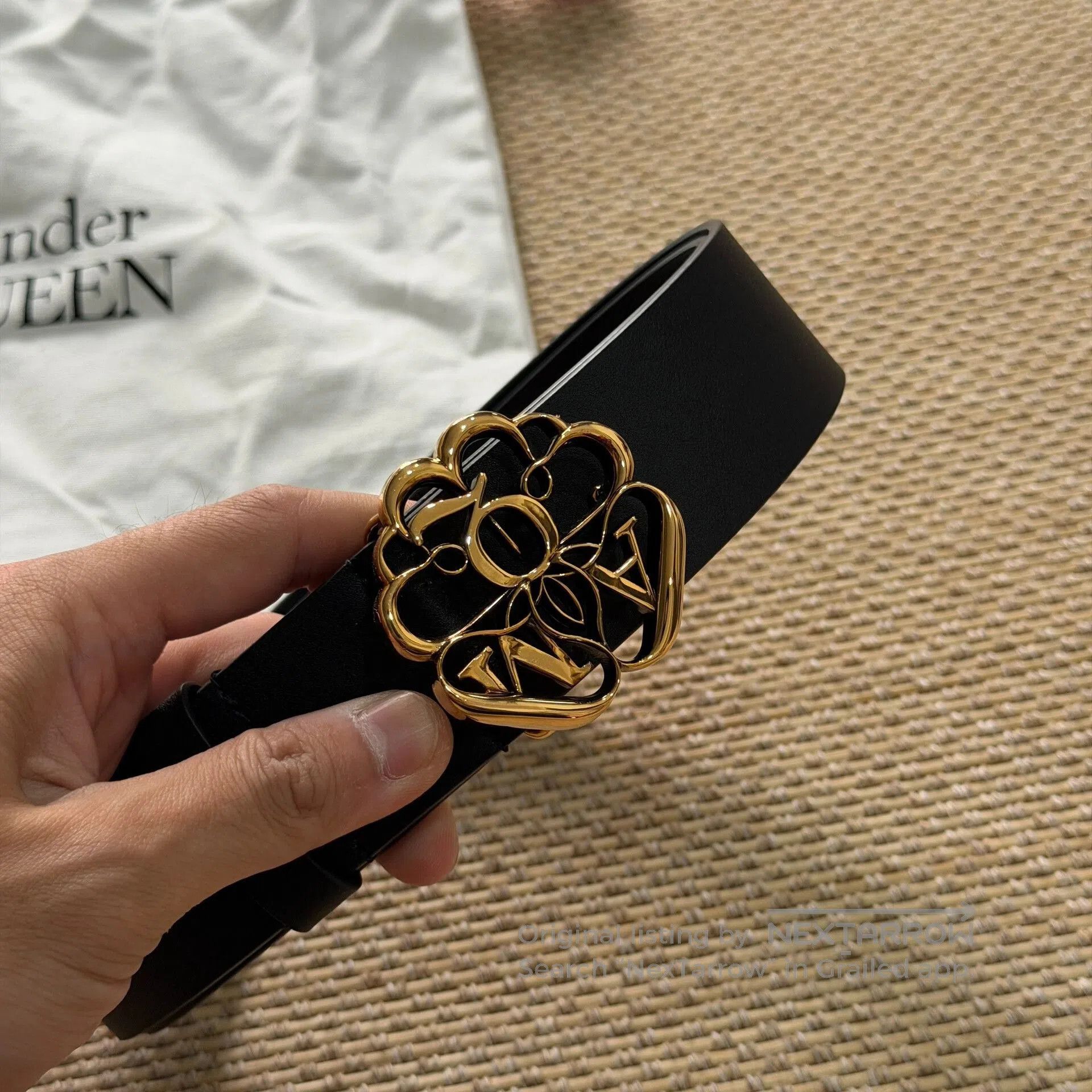 Alexander McQueen Alexander McQueen Gold Buckle Belt. Size ONE SIZE - 2 Thumbnail