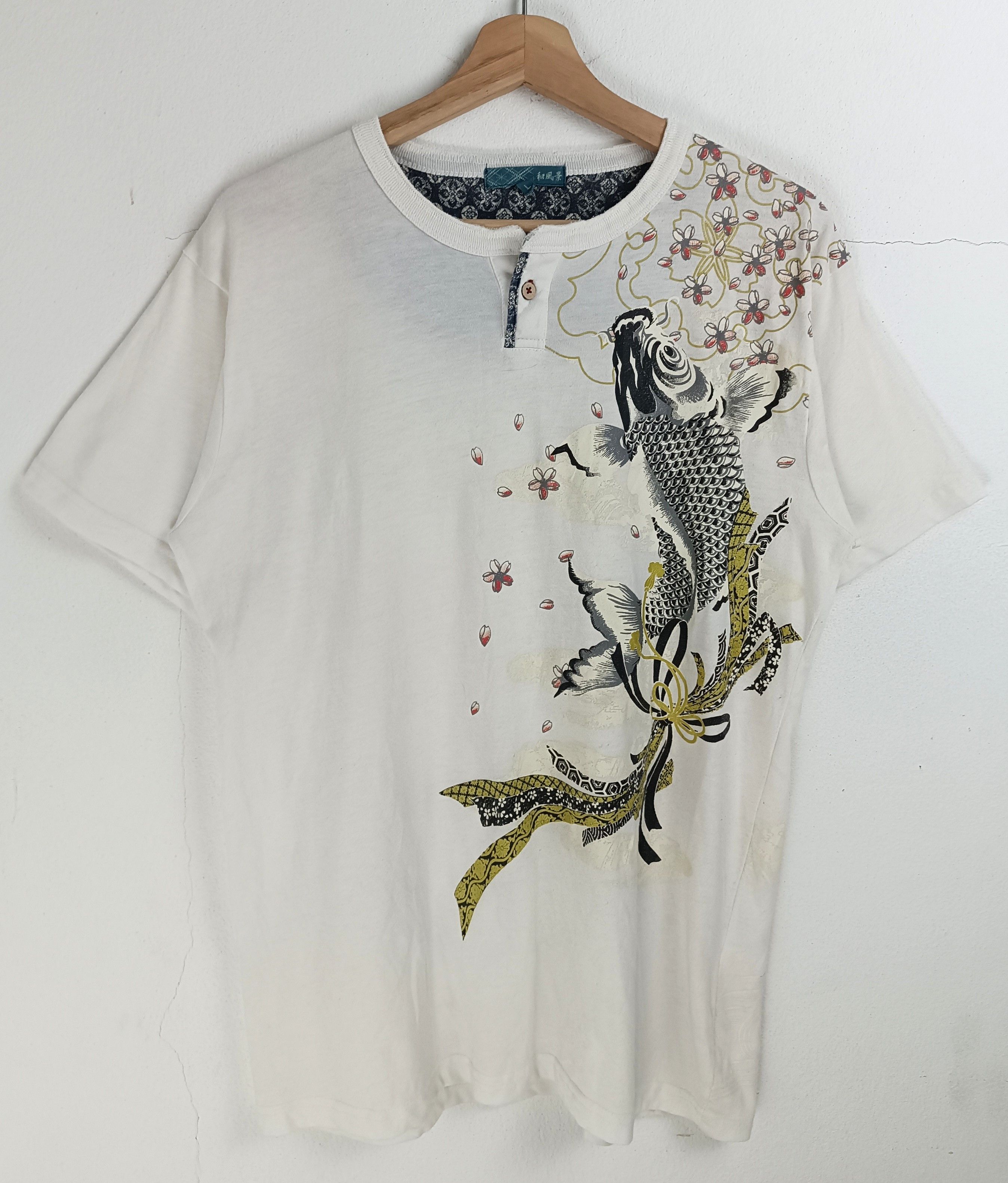 Vintage VINTAGE DRAGON KOI SUKAJAN TATOO JAPANESE TEE VERY RARE Size US L / EU 52-54 / 3 - 4 Thumbnail