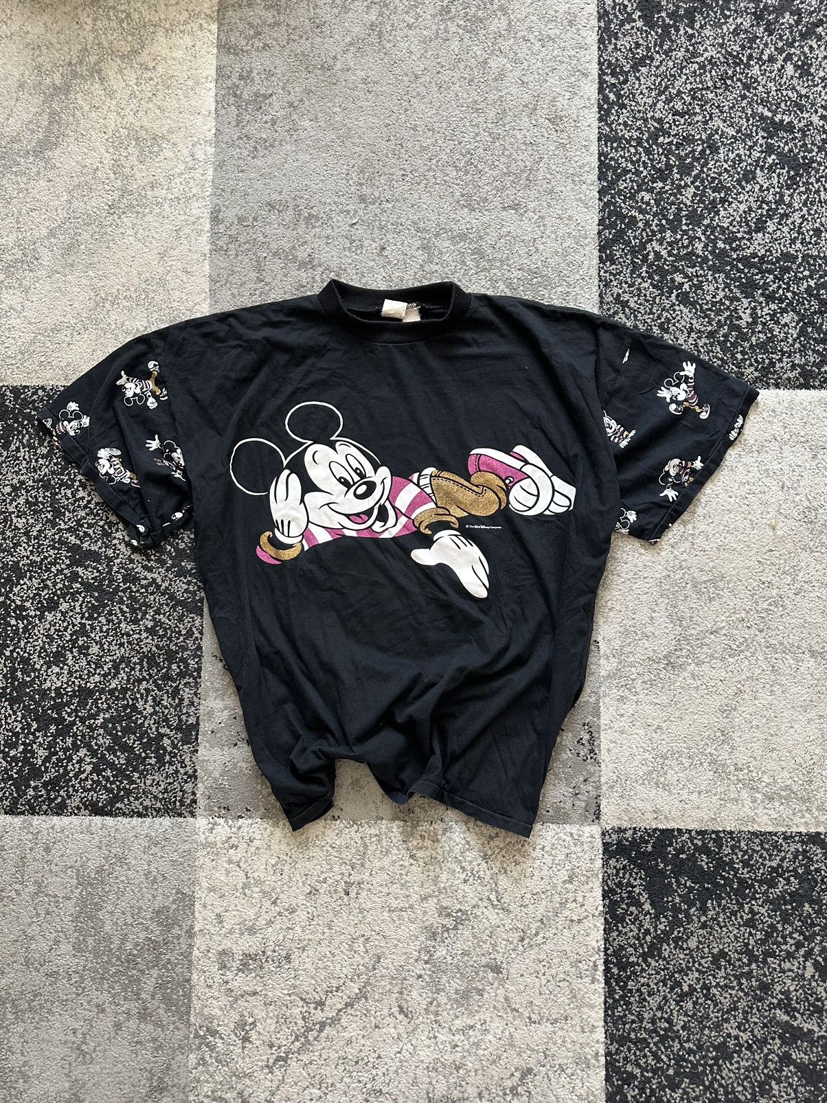 Disney × Mickey Mouse × Vintage Vintage 80s Mickey Mouse all over print graphic t shirt rare Size US XL / EU 56 / 4 - 1 Thumbnail