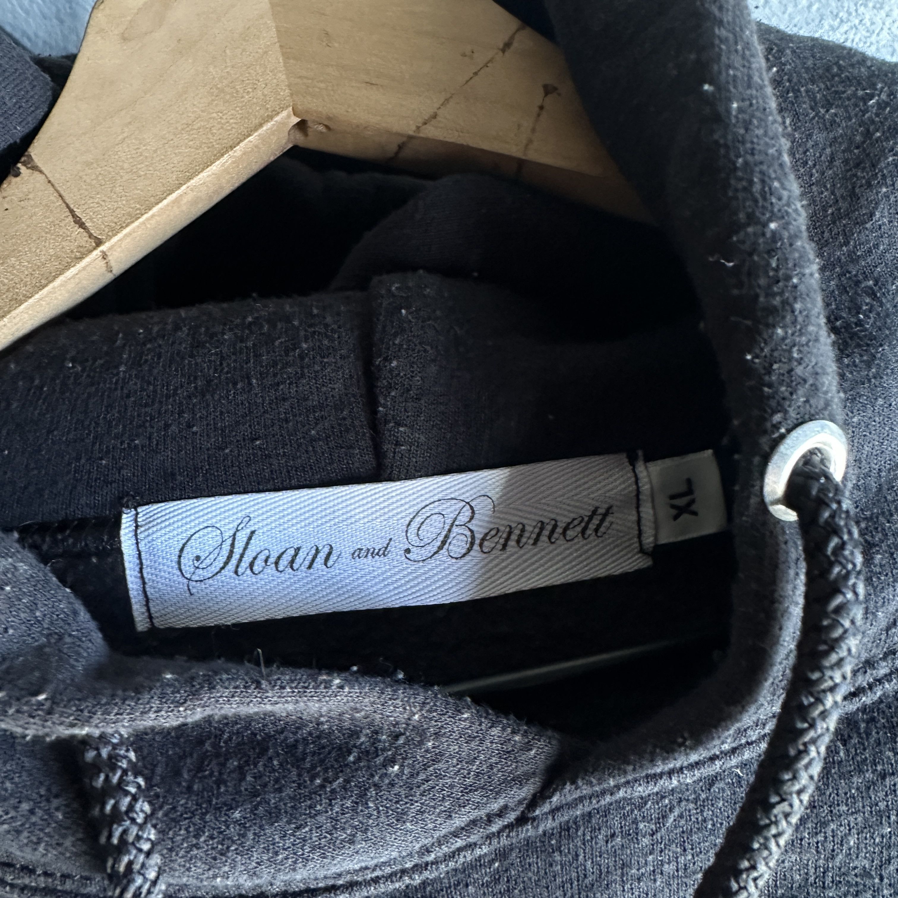 Other Sloan and Bennett KOBE BRYANT GIGI Lakers Tribute Hoodie Size US XL / EU 56 / 4 - 5 Thumbnail