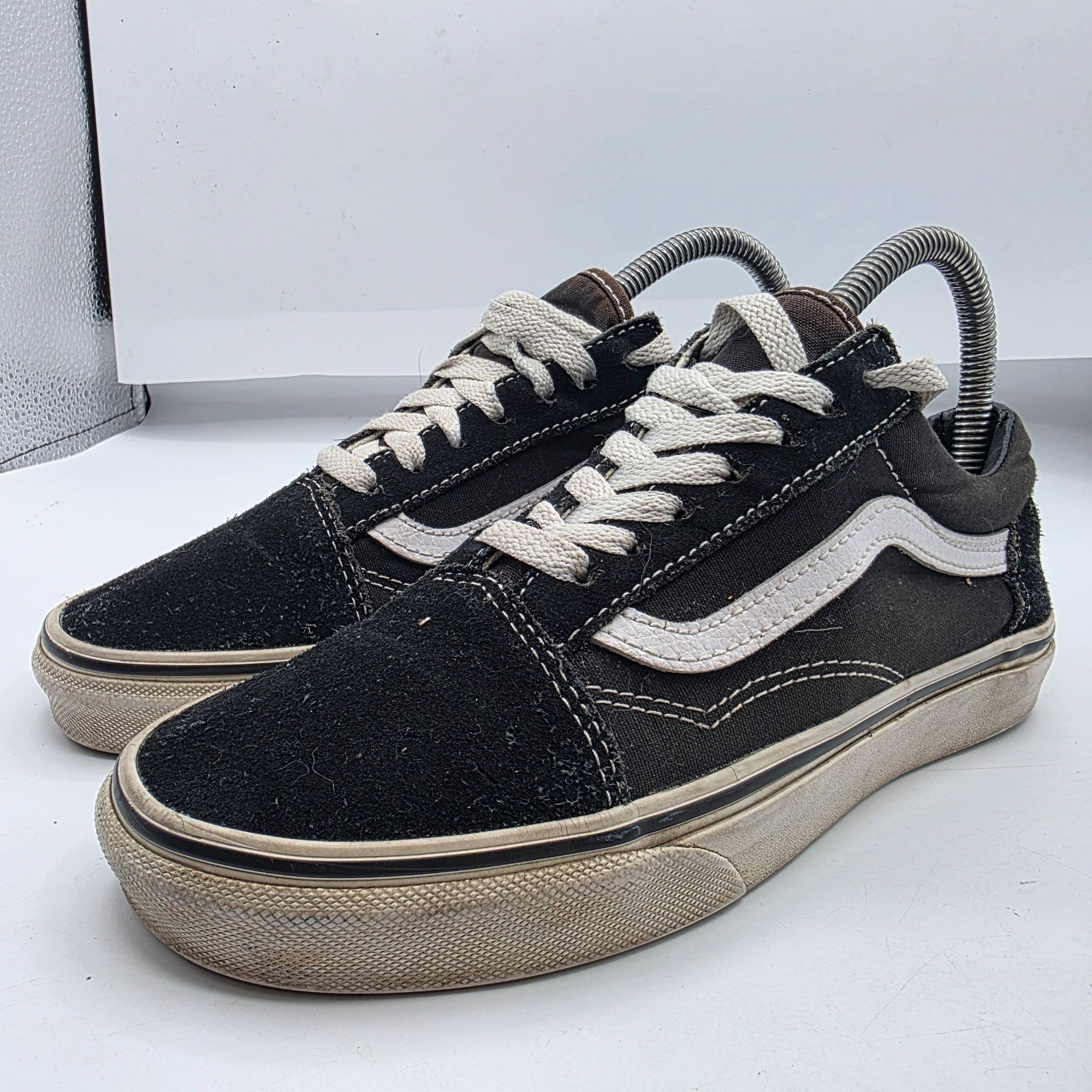 Vans Vans Old Skool Black White Mens Size 5 Lace Up Skateboarding Size US 5 / EU 37 - 4 Thumbnail