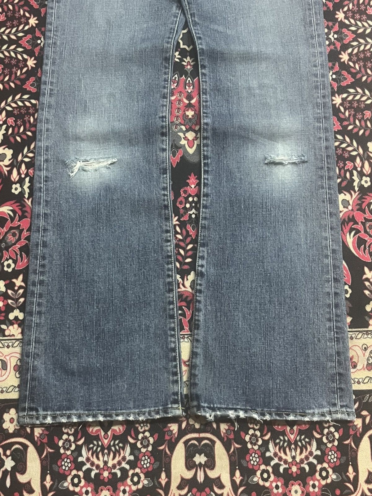 Undercover × Uniqlo Vintage Uniqlo Classic Blue Washed Distressed Flare Jeans Size US 31 - 9 Thumbnail