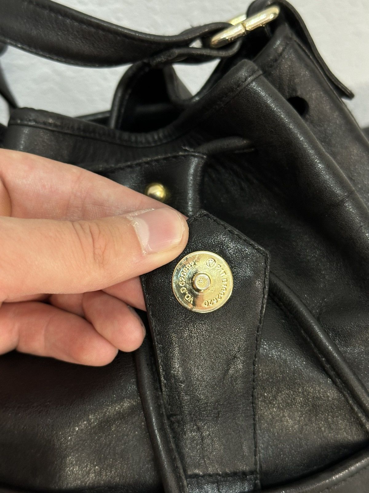Moschino Vintage Moschino Bucket Bag Leather Black Archival Y2K Size ONE SIZE - 6 Thumbnail