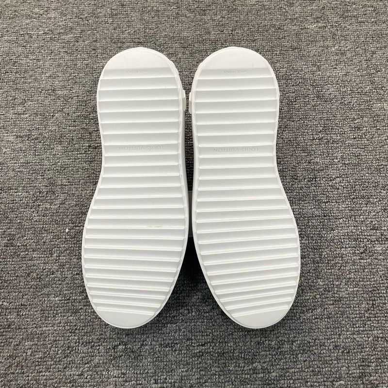 Louis Vuitton Louis Vuitton Time Out Stylish Casual Sneakers -2505 Size US 8 / IT 38 - 4 Thumbnail