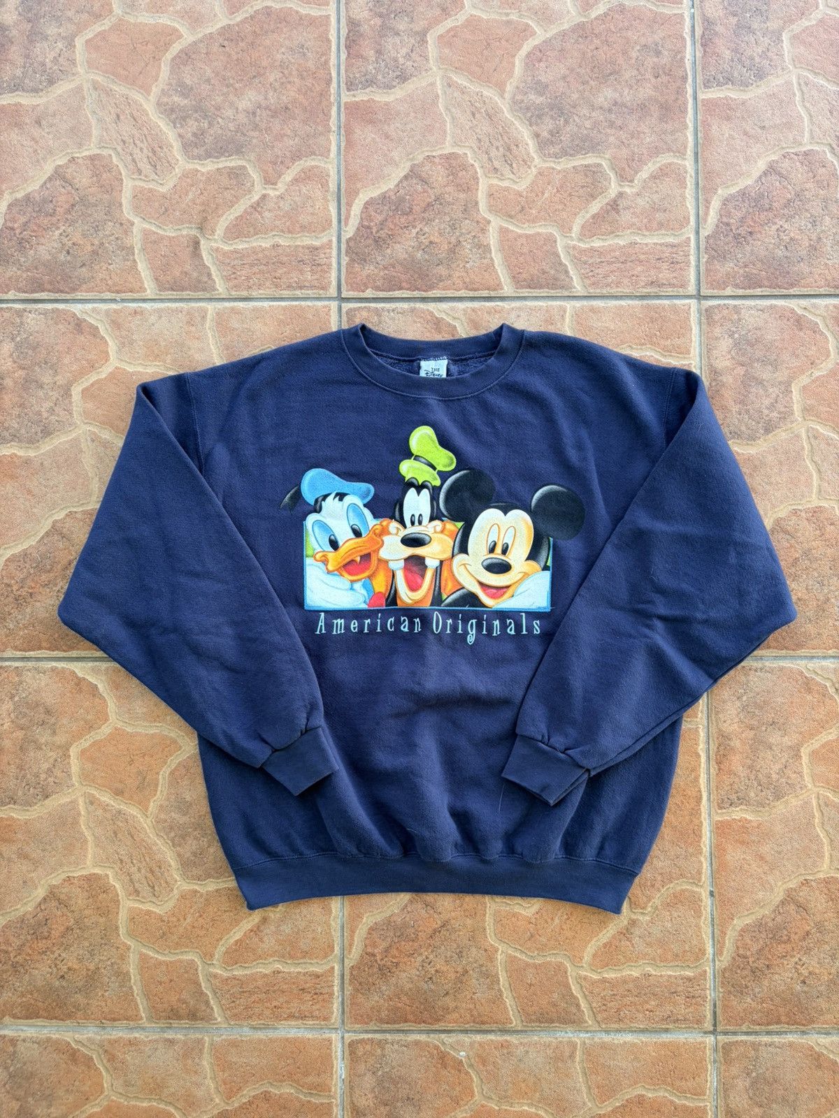 Disney Vintage RARE Disney iconic trio pullover sweater Size US XL / EU 56 / 4 - 1 Thumbnail