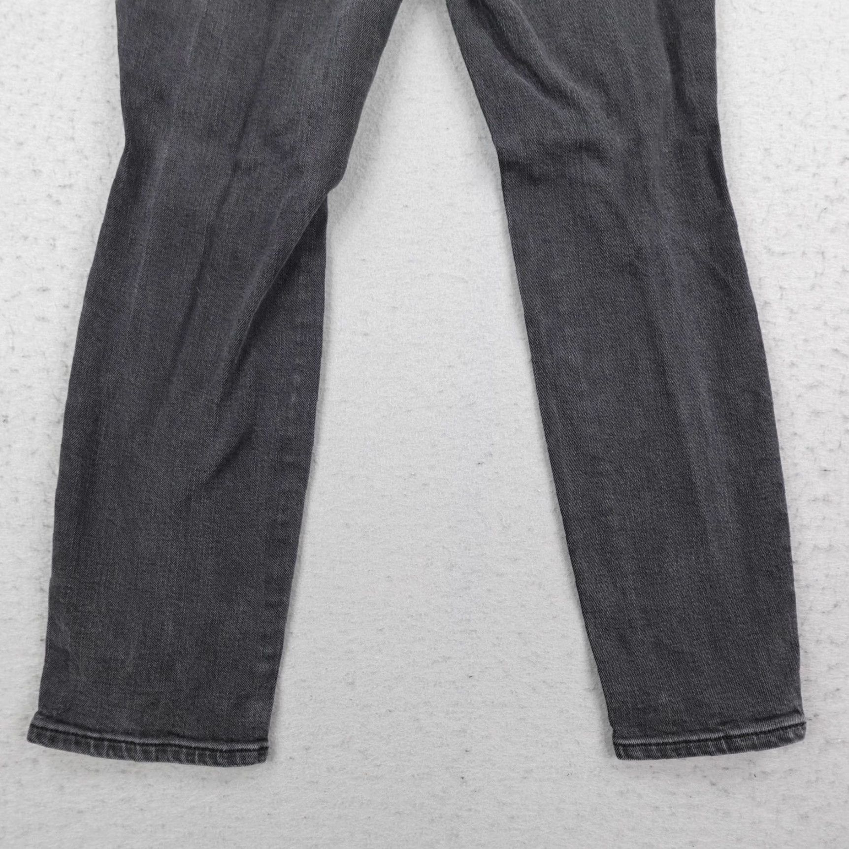Good American Good American Jeans Women Gray Denim Straight Leg Distressed Stretch Flex 4/27 Slim Inseam 27.5 in Pocket Zip Size 27" / US 4 / IT 40 - 6 Thumbnail