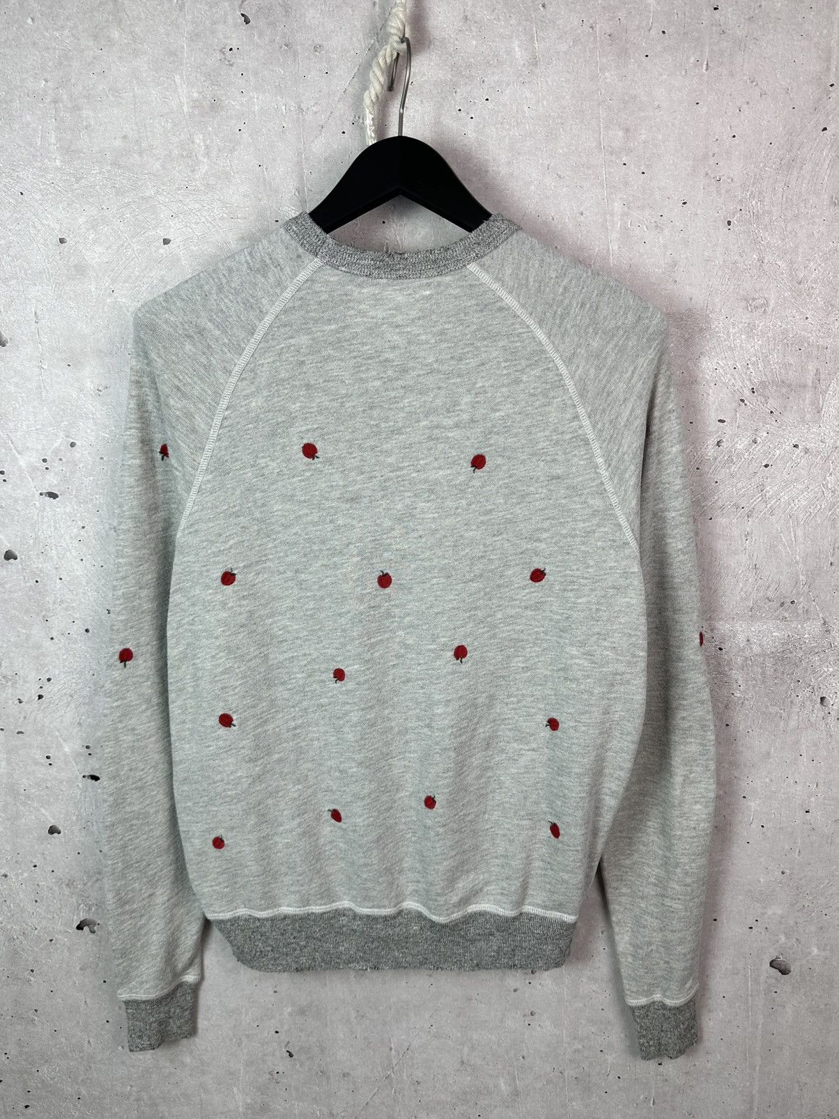 THE GREAT The Great Made in USA Apple Collage Crew Neck Grey Sweater Size M / US 6-8 / IT 42-44 - 9 Thumbnail